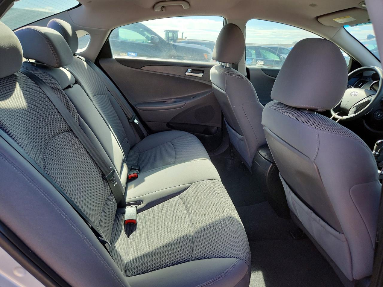 2011 Hyundai Sonata Gls Silver vin: 5NPEB4AC2BH281868
