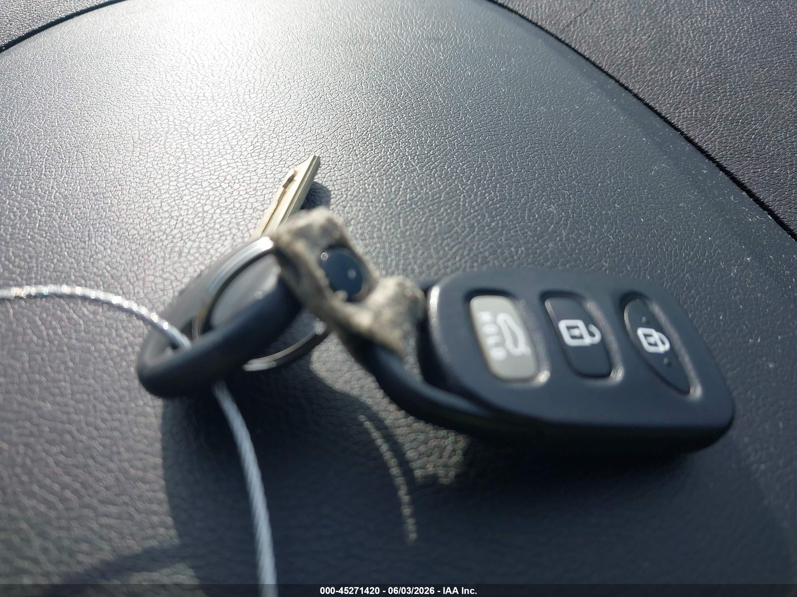 2012 Hyundai Sonata Gls Light Blue vin: 5NPEB4AC2CH346185