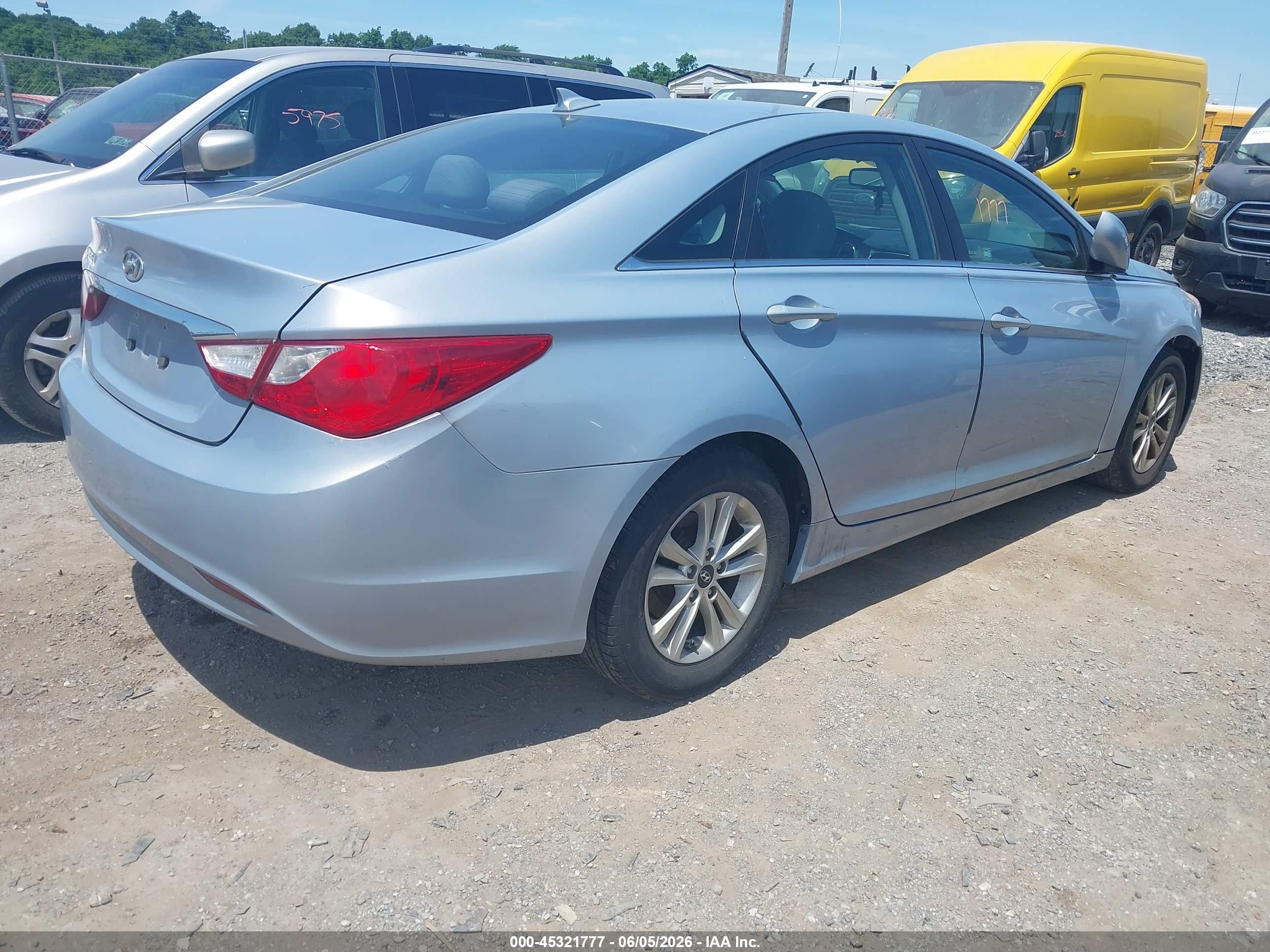 2012 Hyundai Sonata Gls Light Blue vin: 5NPEB4AC2CH408152