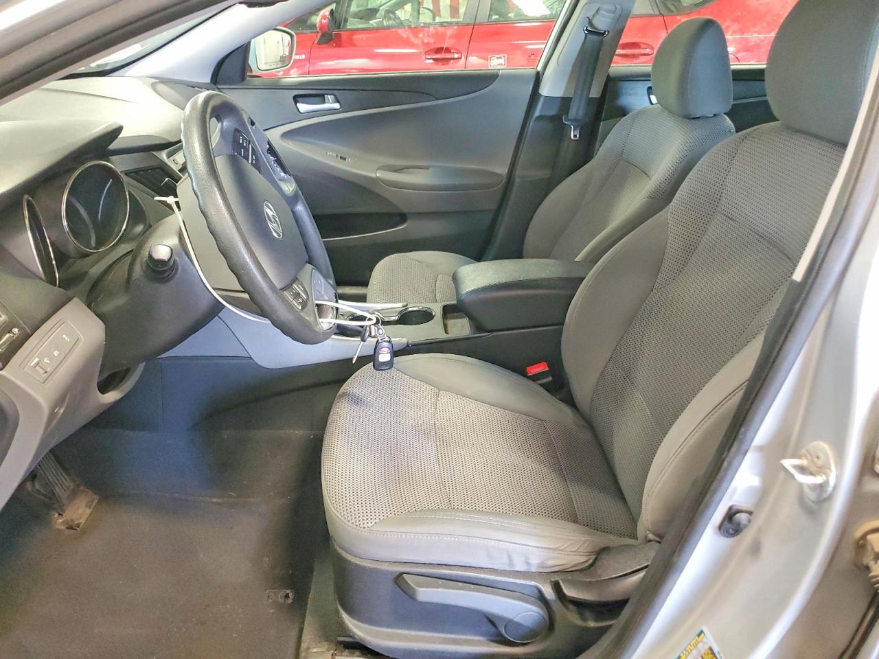 2012 Hyundai Sonata Gls Silver vin: 5NPEB4AC2CH415179