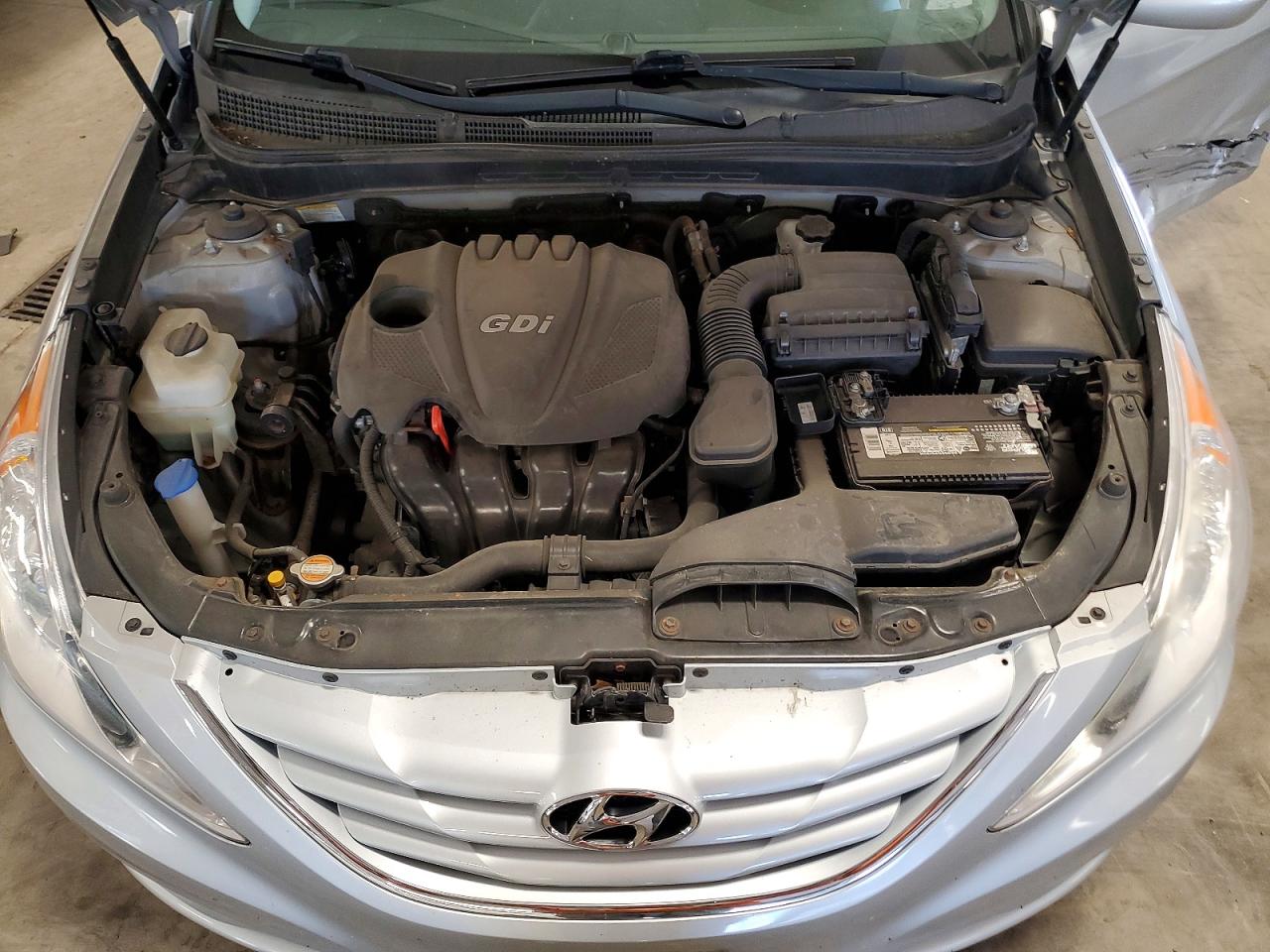 2012 Hyundai Sonata Gls Silver vin: 5NPEB4AC2CH415179