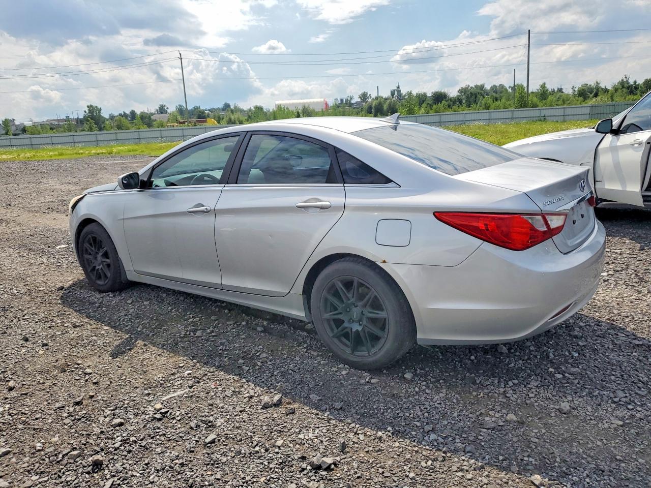 2012 Hyundai Sonata Gl Серебряный vin: 5NPEB4AC2CH438235