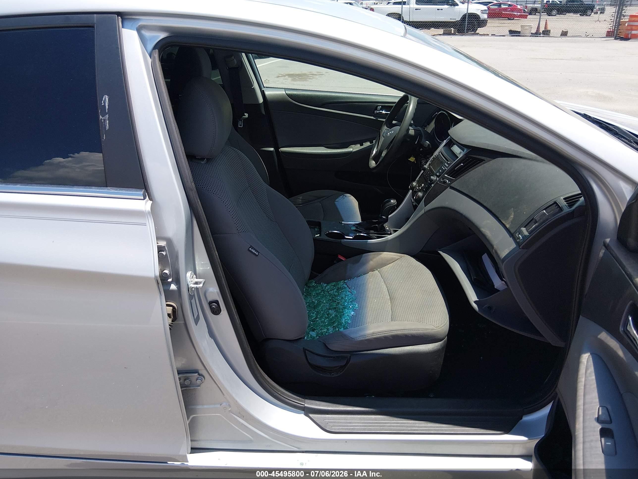 2012 Hyundai Sonata Gls Silver vin: 5NPEB4AC2CH447937