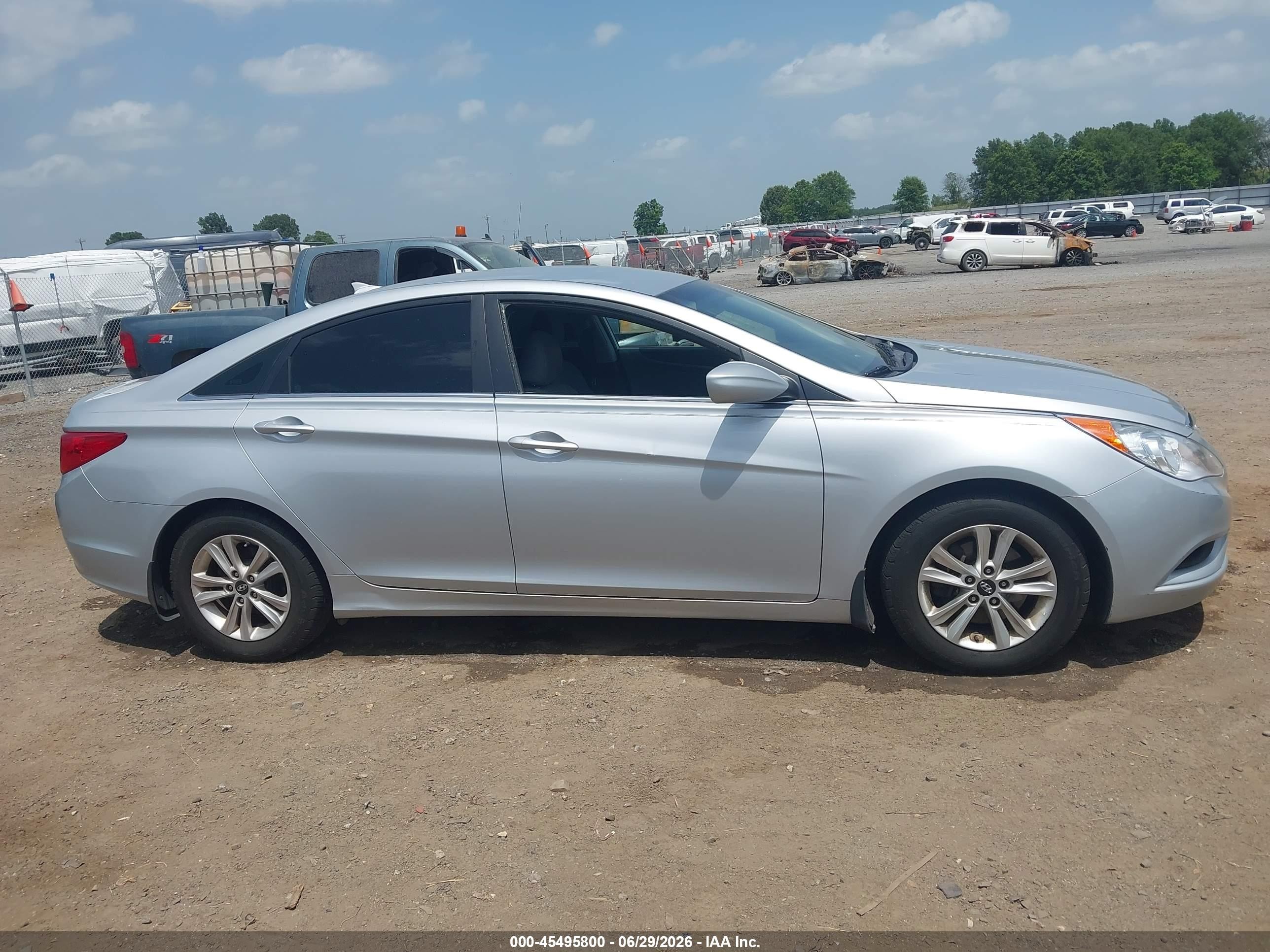 2012 Hyundai Sonata Gls Silver vin: 5NPEB4AC2CH447937