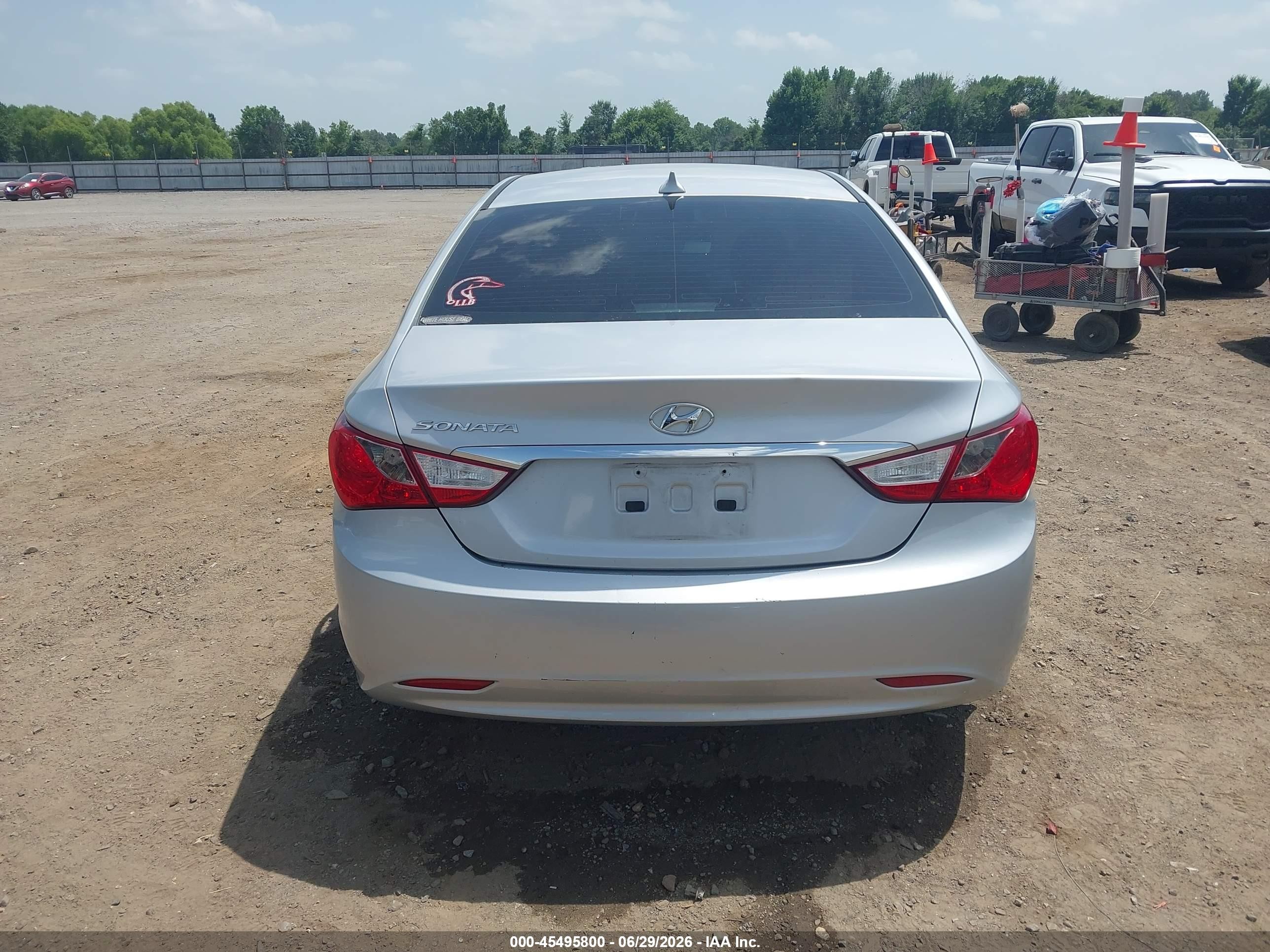 2012 Hyundai Sonata Gls Silver vin: 5NPEB4AC2CH447937