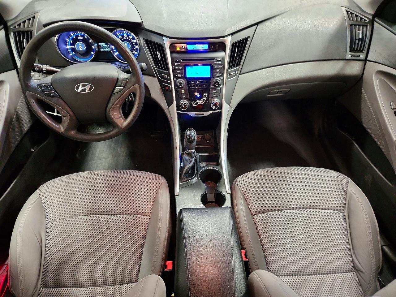 2012 Hyundai Sonata Gls Silver vin: 5NPEB4AC2CH489220