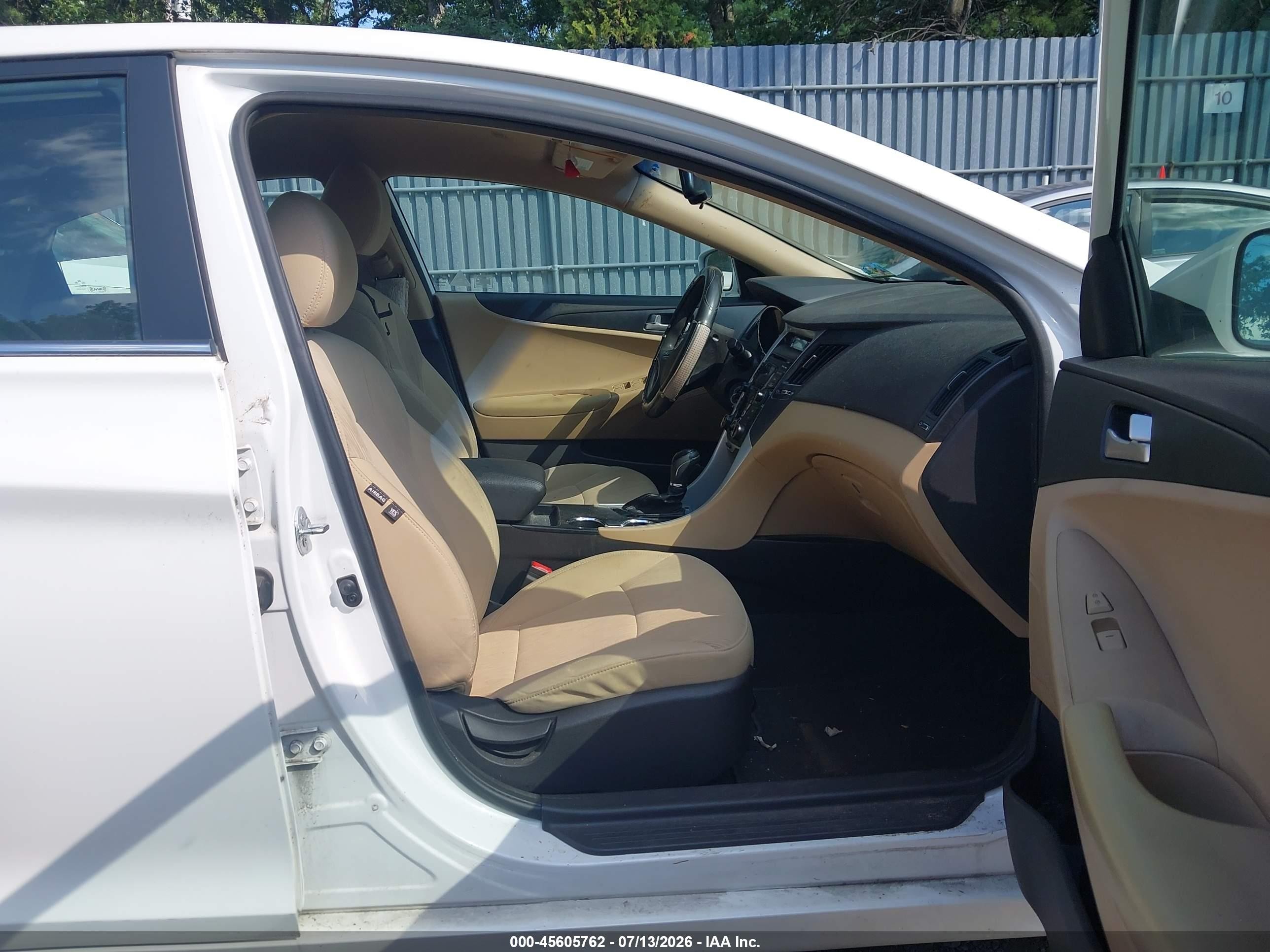 2012 Hyundai Sonata Gls White vin: 5NPEB4AC2CH493655