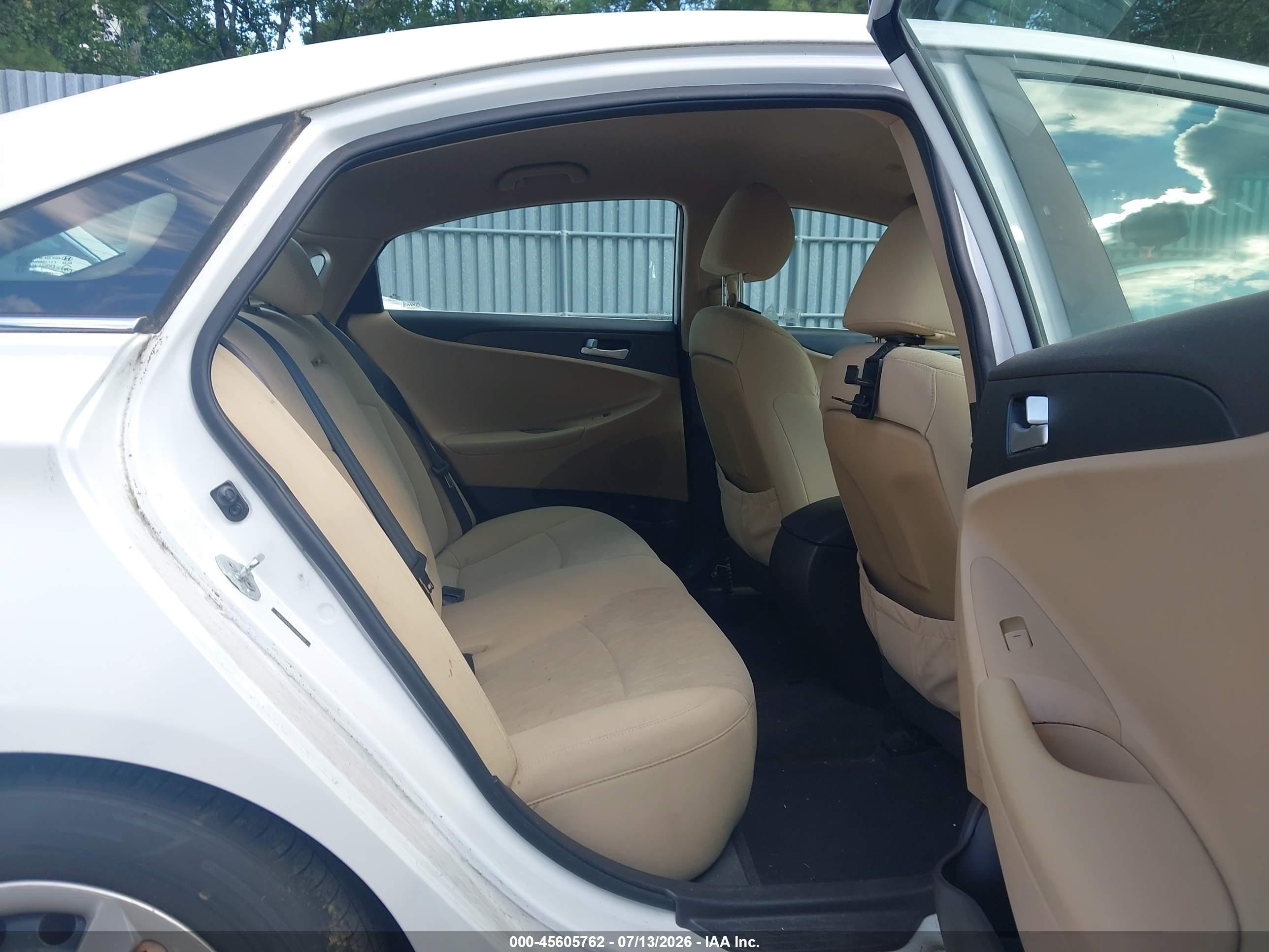 2012 Hyundai Sonata Gls White vin: 5NPEB4AC2CH493655