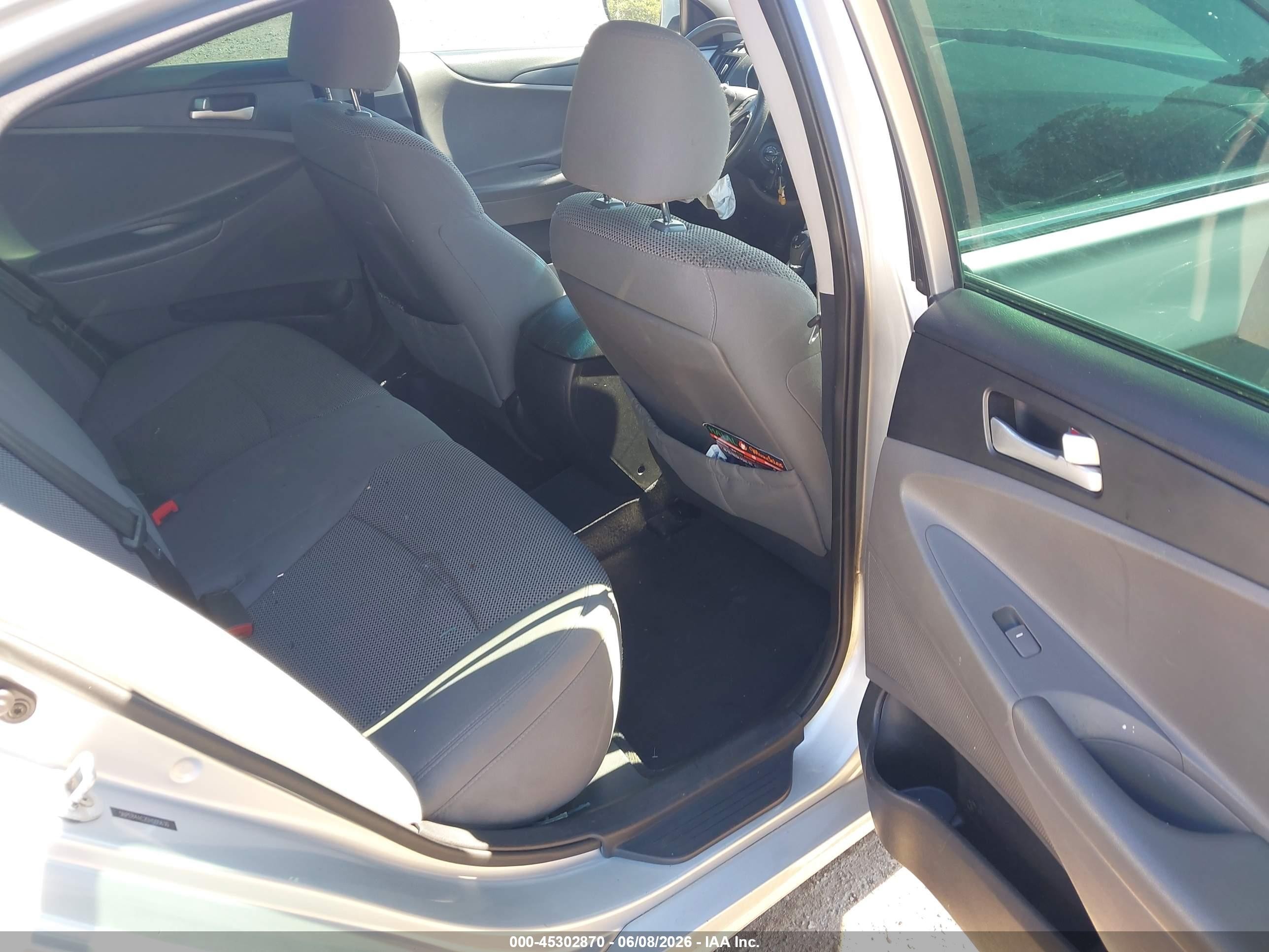 2013 Hyundai Sonata Gls Серебряный vin: 5NPEB4AC2DH505630