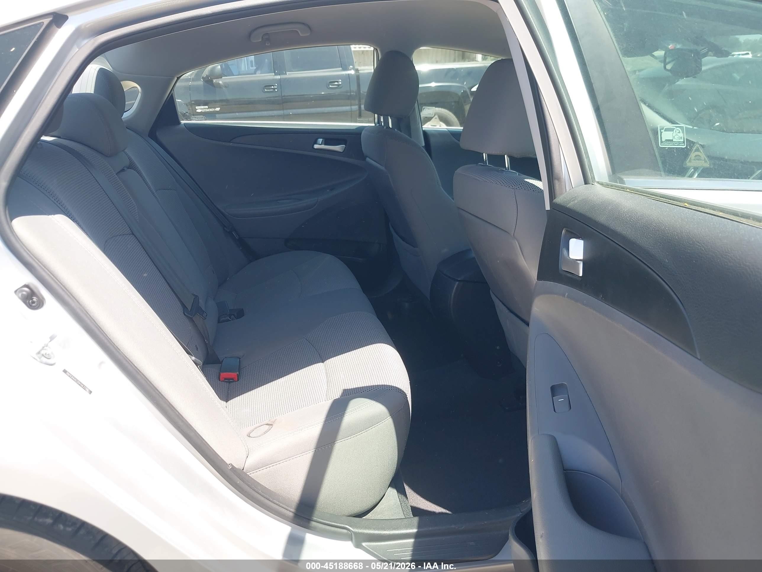 2013 Hyundai Sonata Gls Silver vin: 5NPEB4AC2DH563799