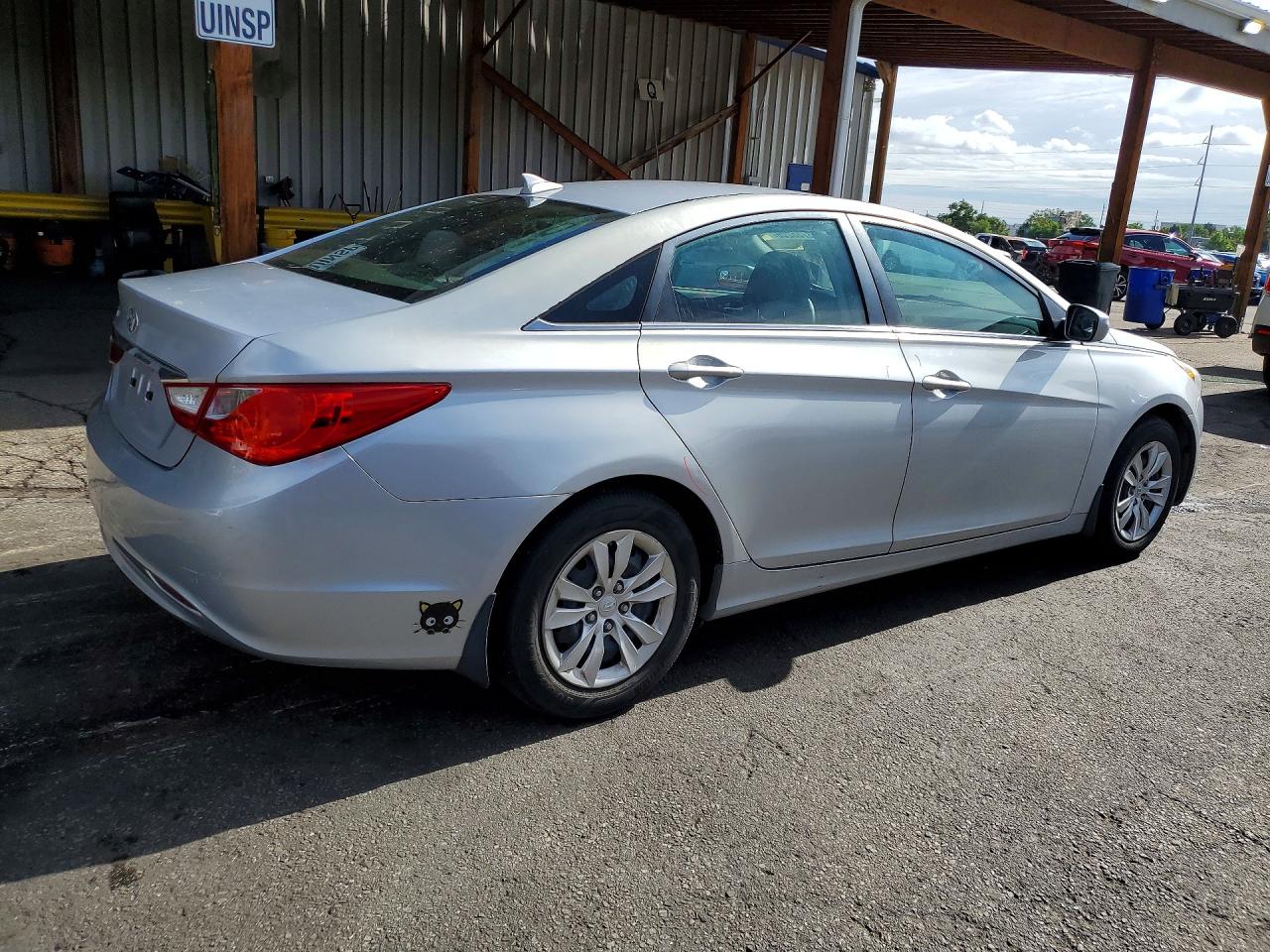 2013 Hyundai Sonata Gls Серебряный vin: 5NPEB4AC2DH603444