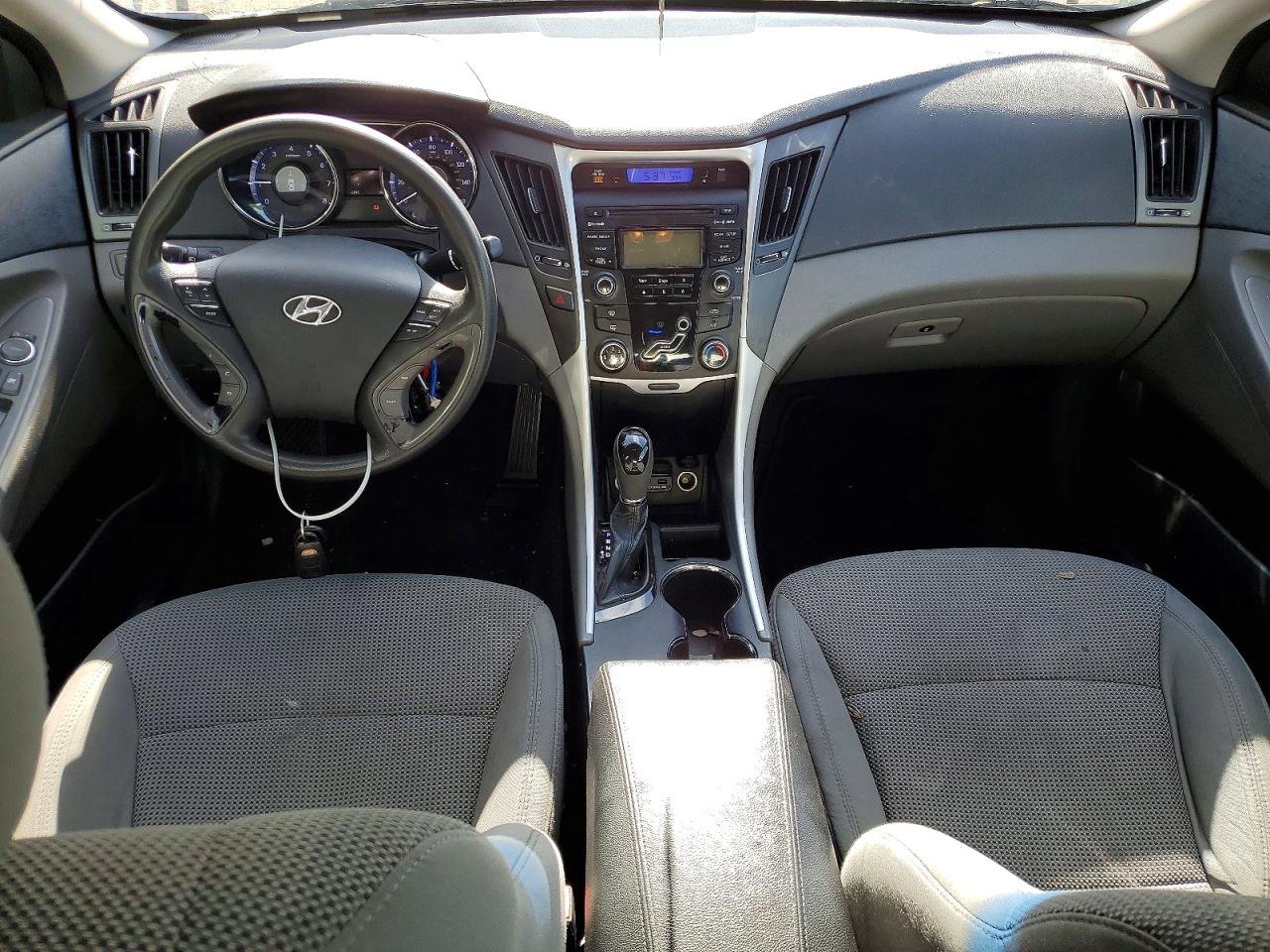 2013 Hyundai Sonata Gls Серебряный vin: 5NPEB4AC2DH603444