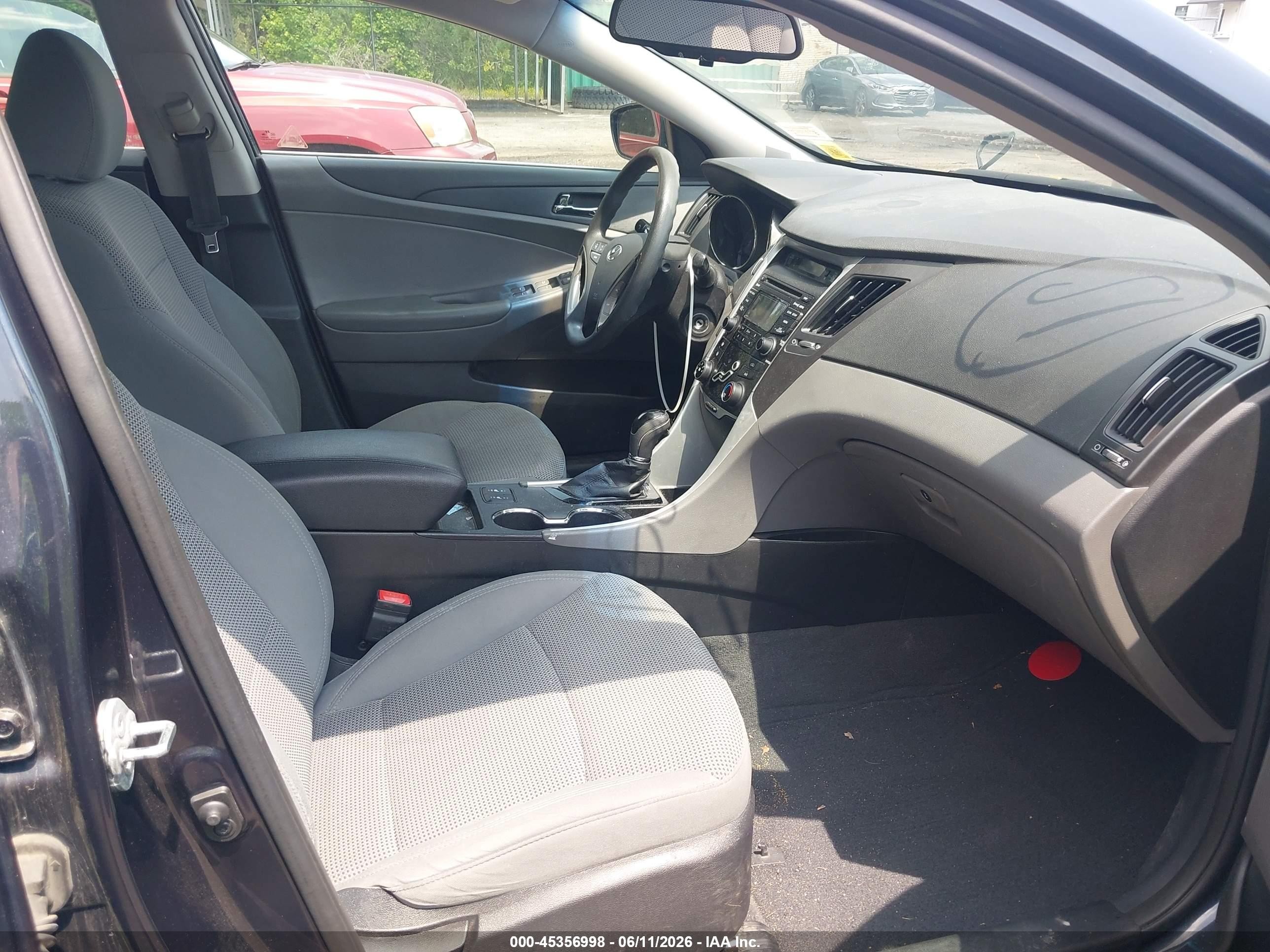 2013 Hyundai Sonata Gls Dark Blue vin: 5NPEB4AC2DH625136