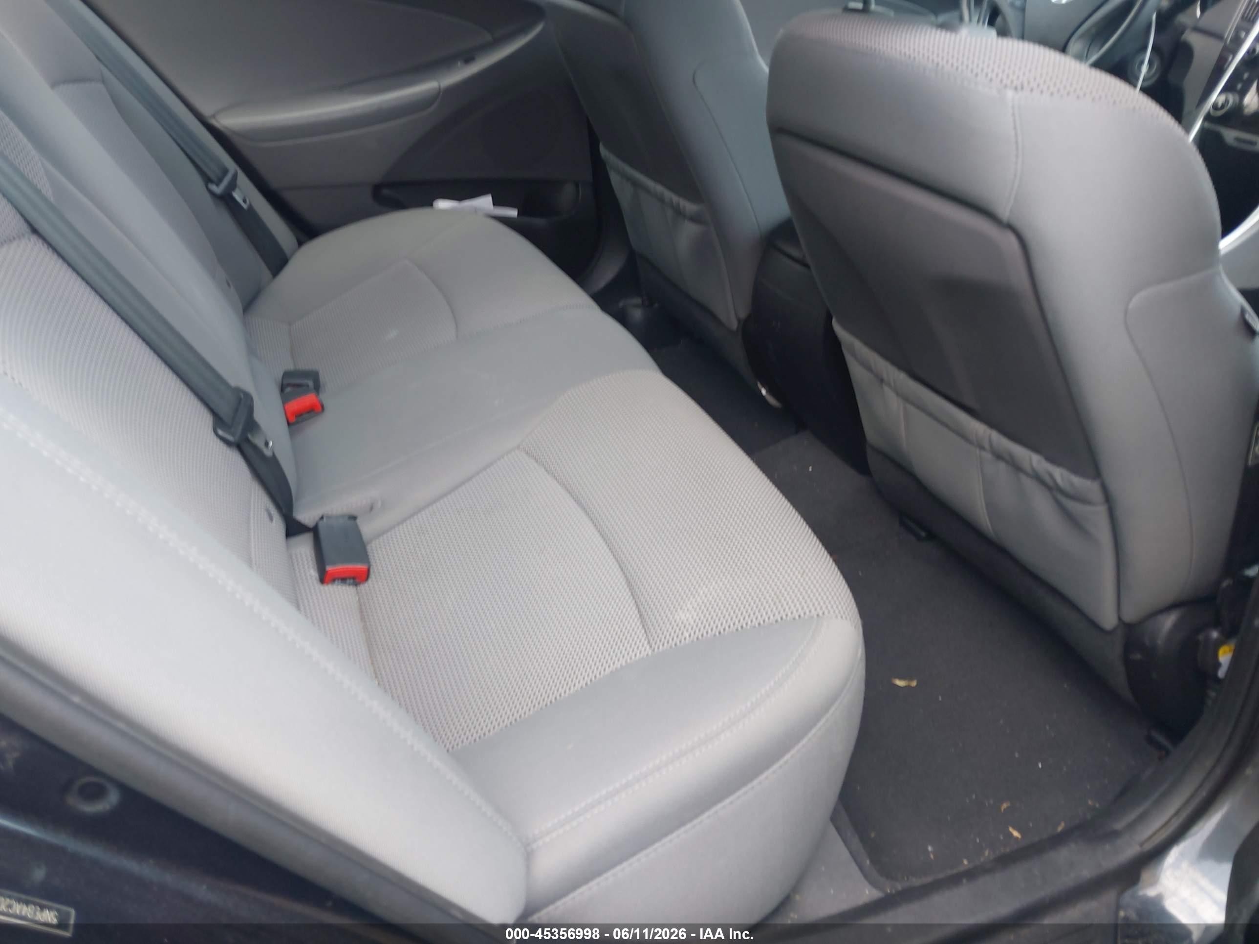 2013 Hyundai Sonata Gls Dark Blue vin: 5NPEB4AC2DH625136