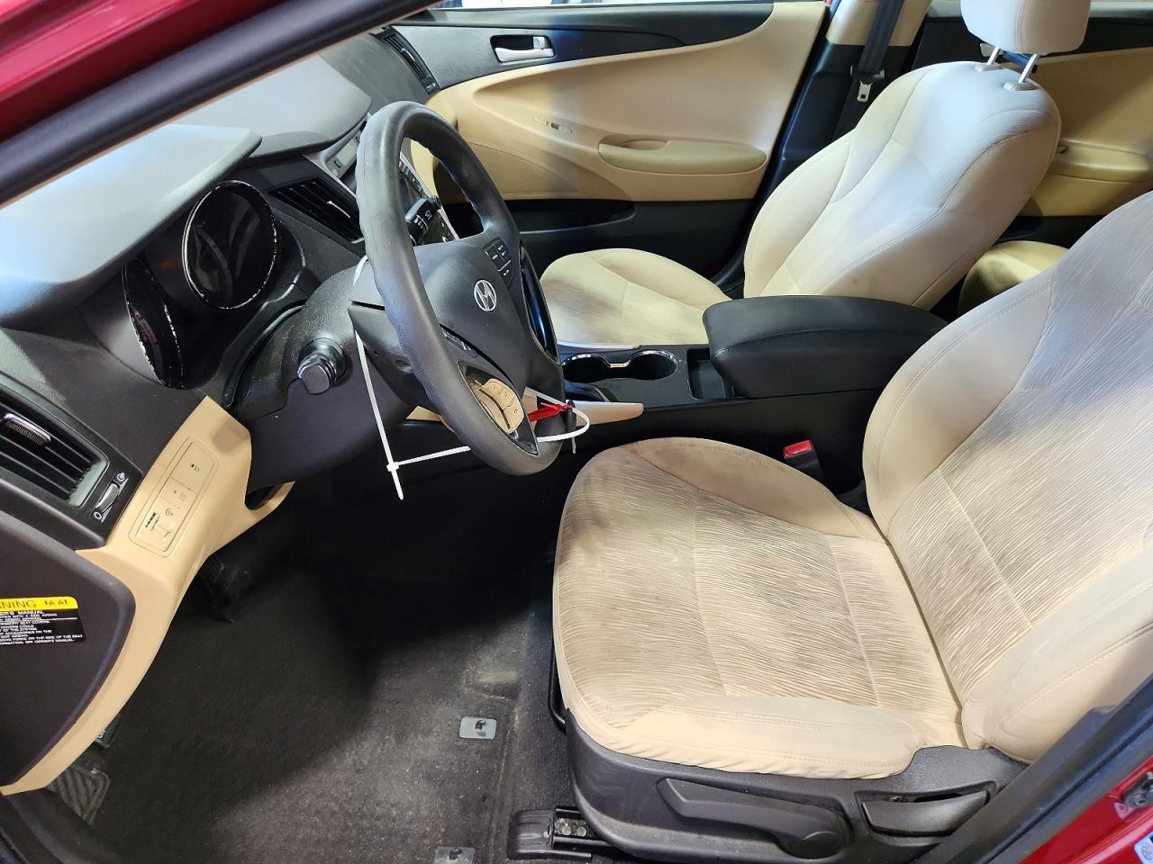 2013 Hyundai Sonata Gls Красный vin: 5NPEB4AC2DH640929