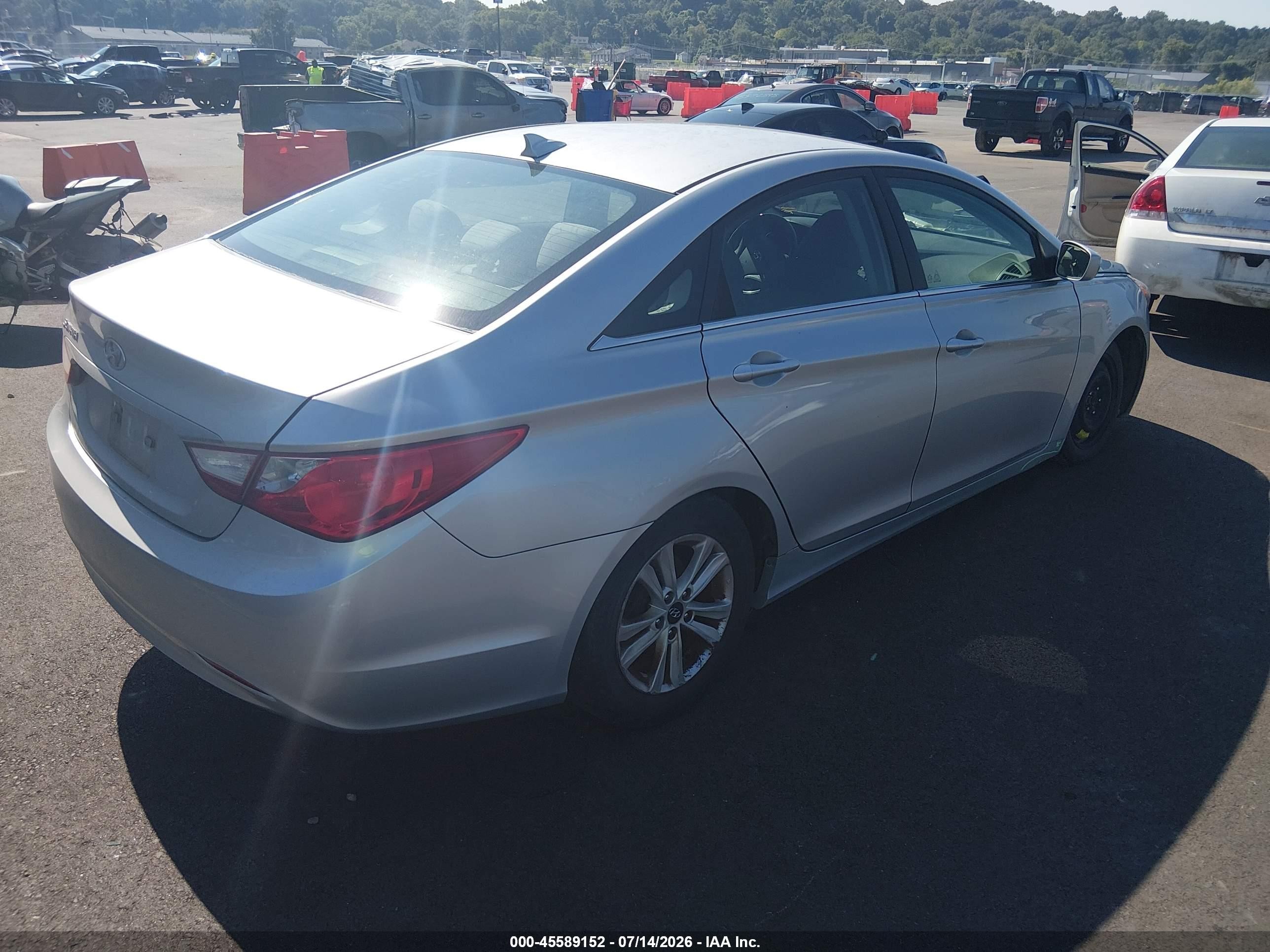 2013 Hyundai Sonata Gls Silver vin: 5NPEB4AC2DH758785