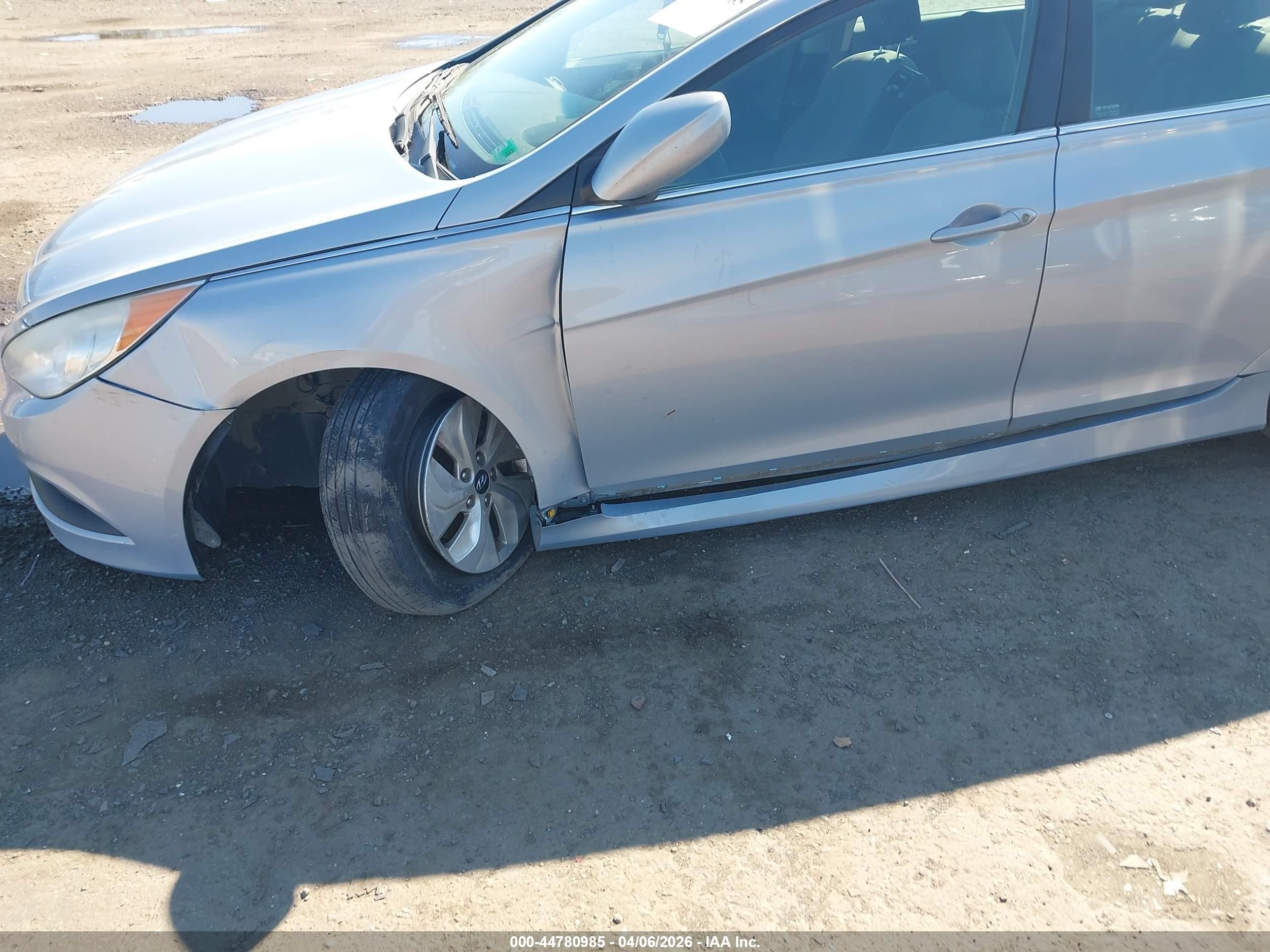 2014 Hyundai Sonata Gls Light Blue vin: 5NPEB4AC2EH828724