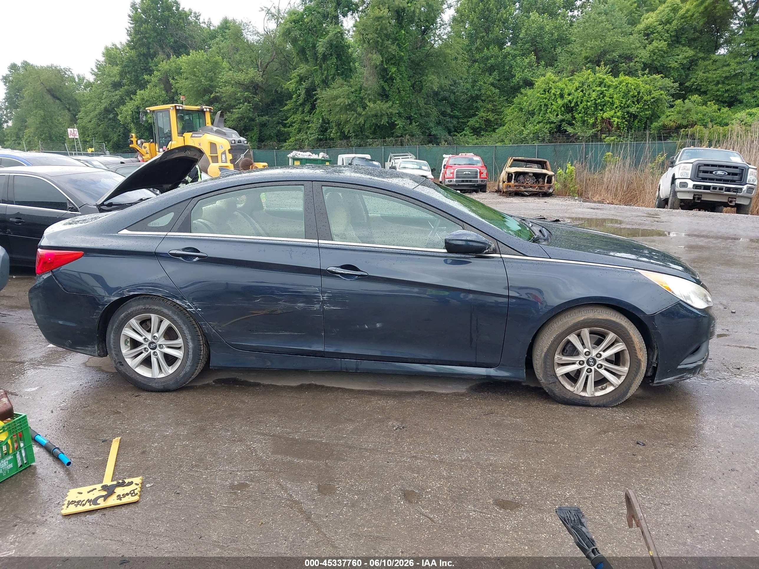 2014 Hyundai Sonata Gls Blue vin: 5NPEB4AC2EH830859