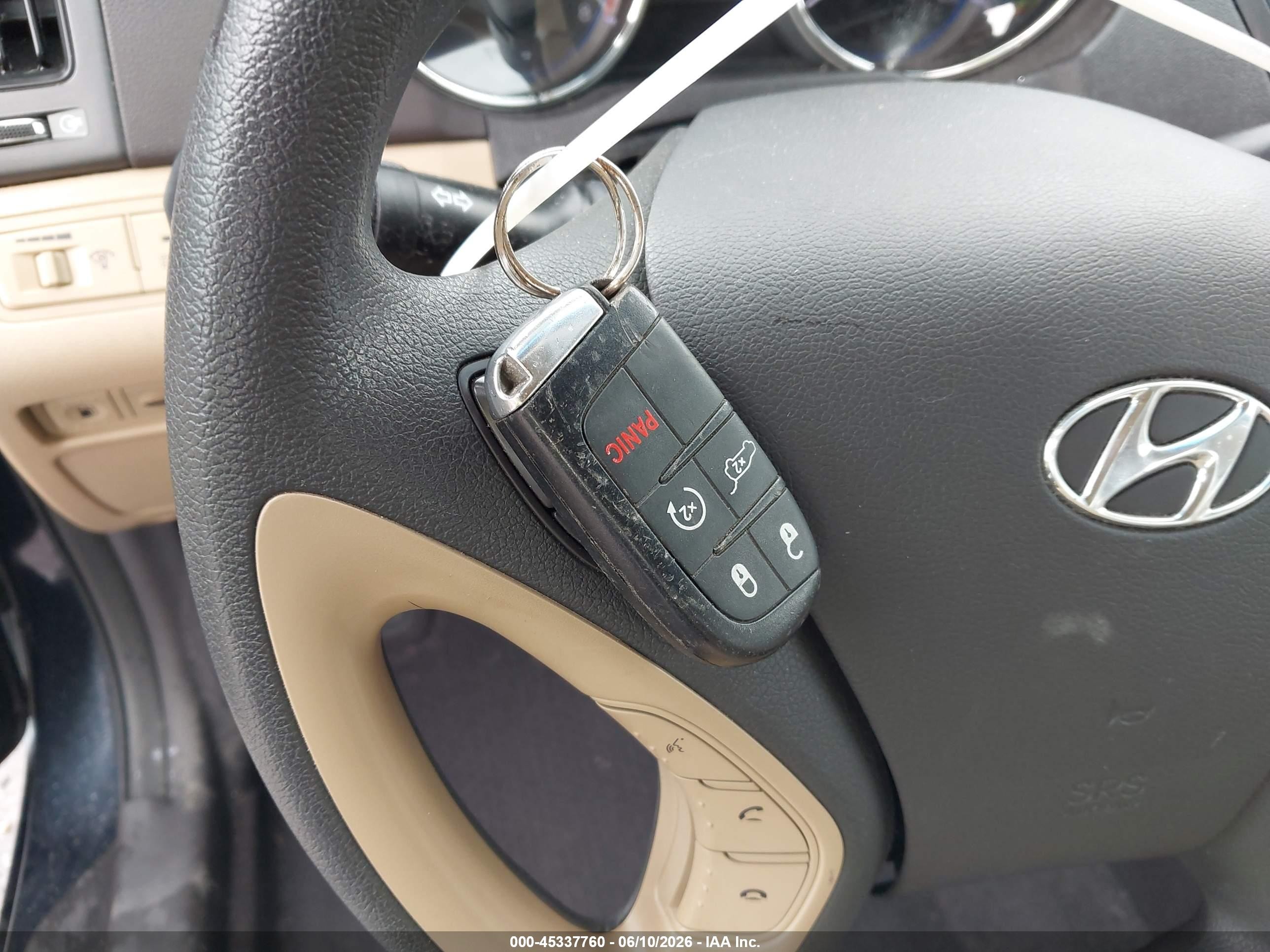 2014 Hyundai Sonata Gls Blue vin: 5NPEB4AC2EH830859