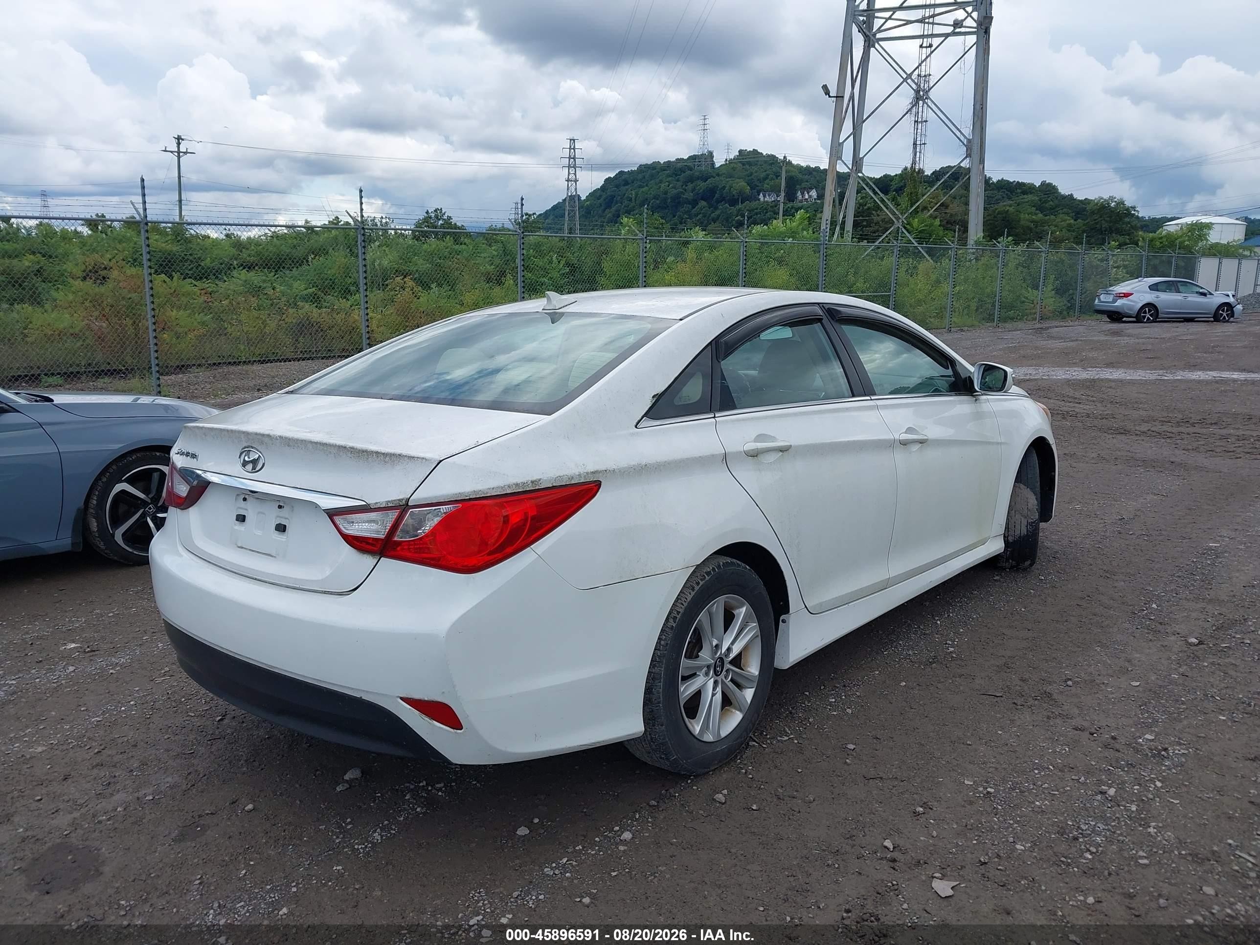 2014 Hyundai Sonata Gls Белый vin: 5NPEB4AC2EH841148