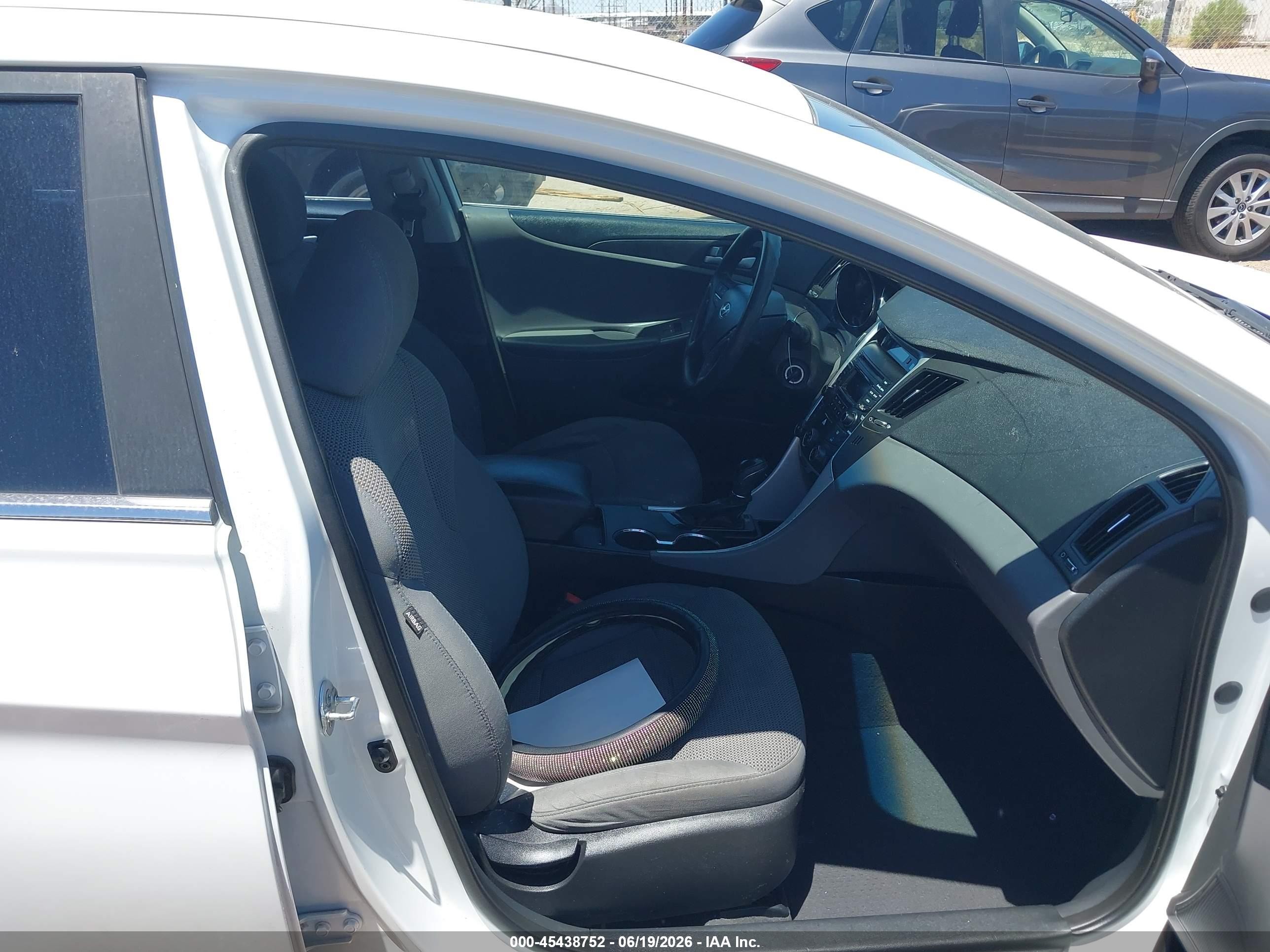 2014 Hyundai Sonata Gls White vin: 5NPEB4AC2EH855227