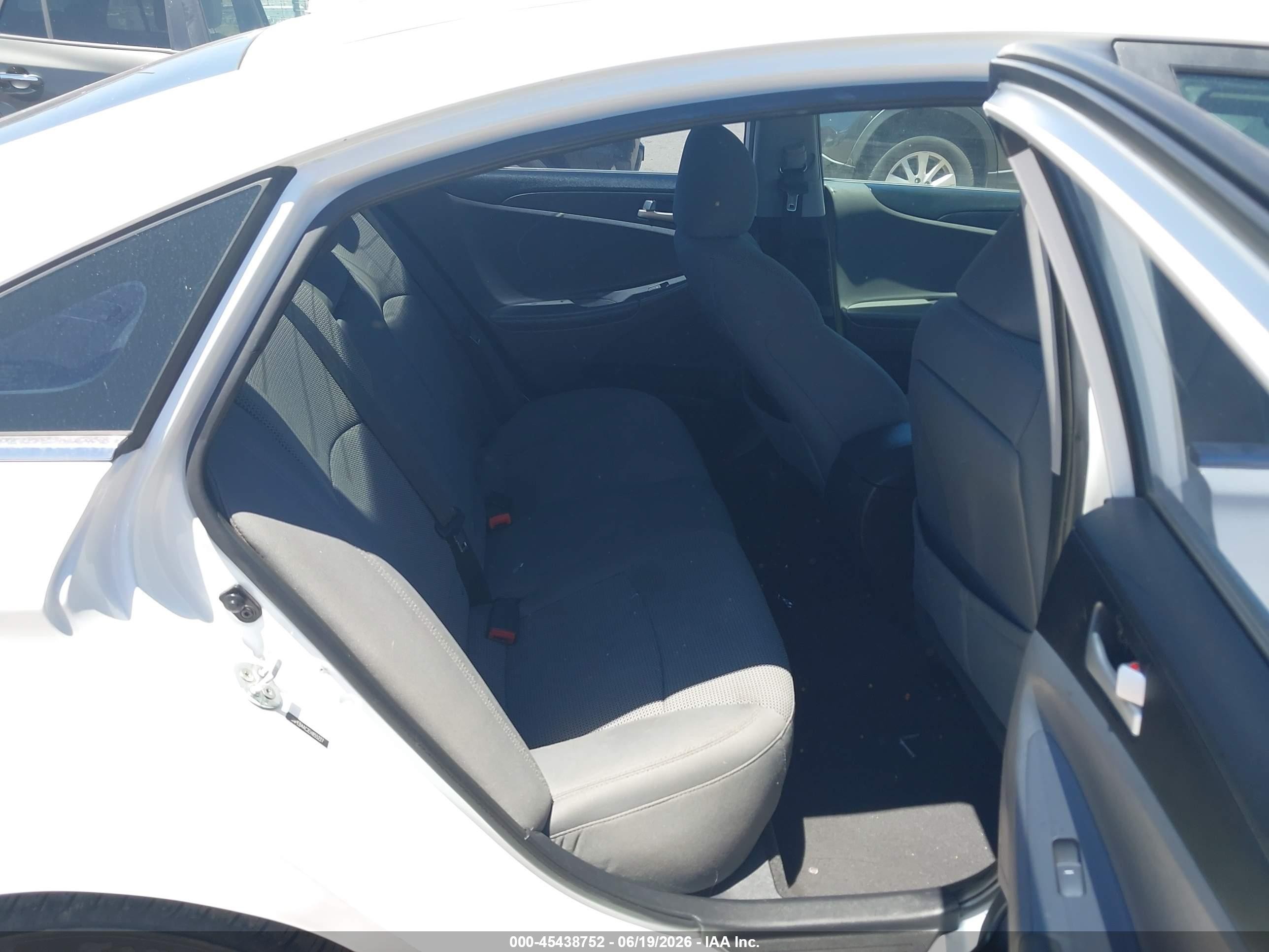 2014 Hyundai Sonata Gls White vin: 5NPEB4AC2EH855227