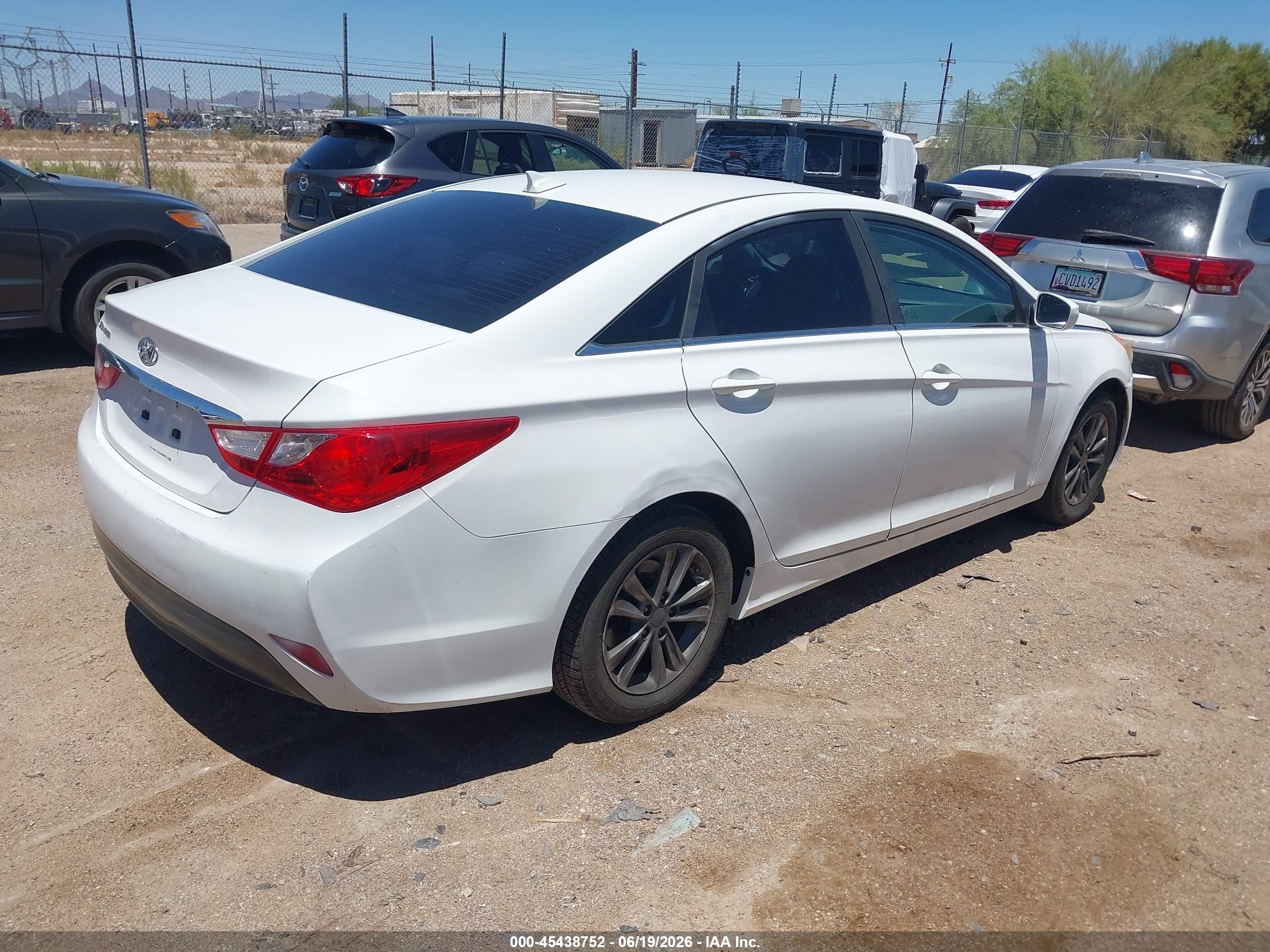 2014 Hyundai Sonata Gls White vin: 5NPEB4AC2EH855227