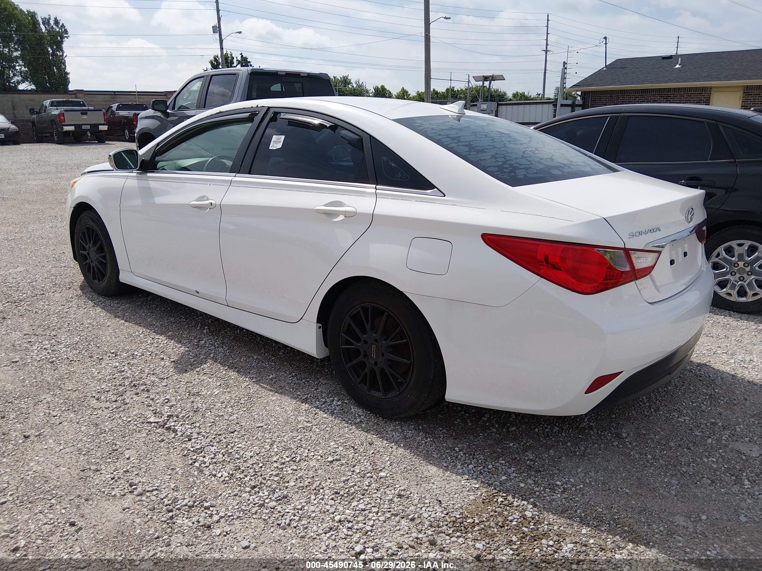 2014 Hyundai Sonata Gls Белый vin: 5NPEB4AC2EH872190
