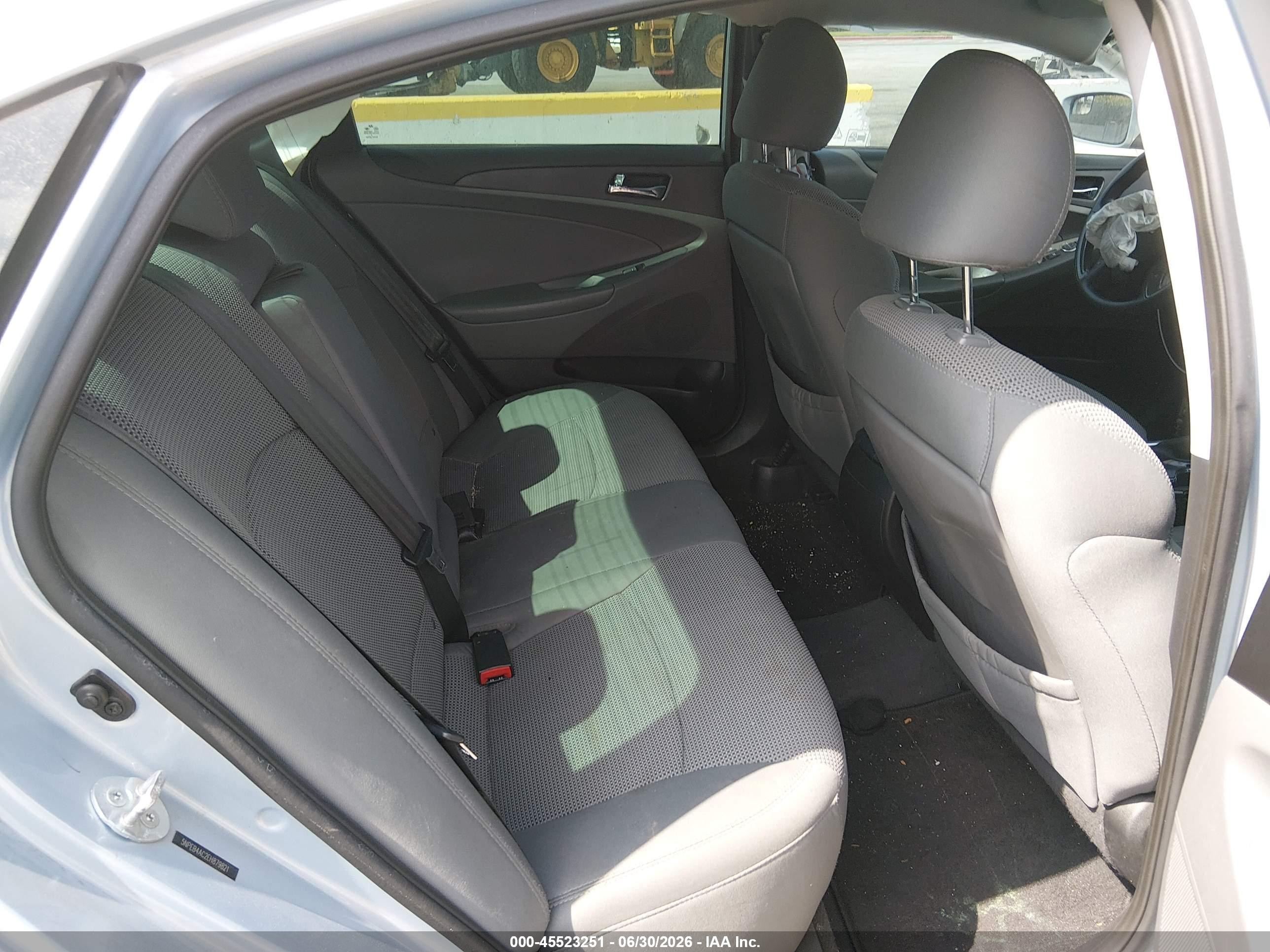 2014 Hyundai Sonata Gls Silver vin: 5NPEB4AC2EH879821