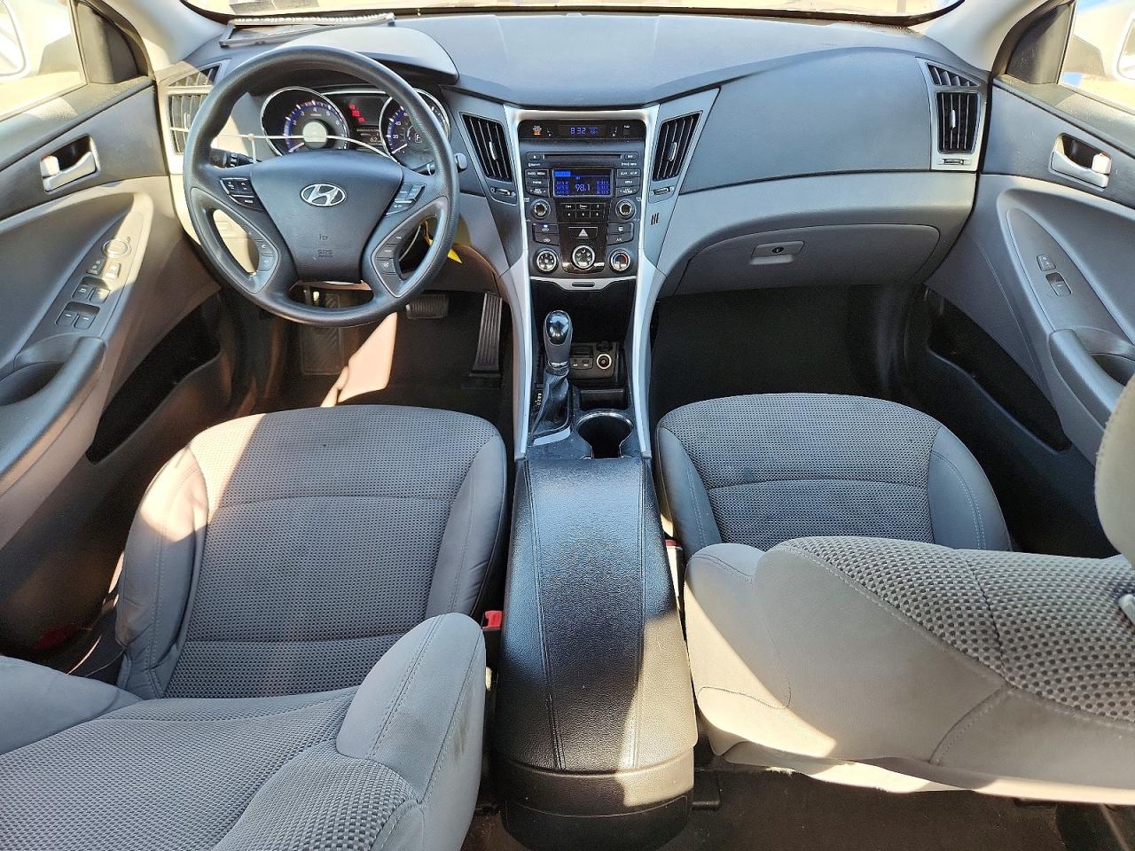 2014 Hyundai Sonata Gls Silver vin: 5NPEB4AC2EH895369