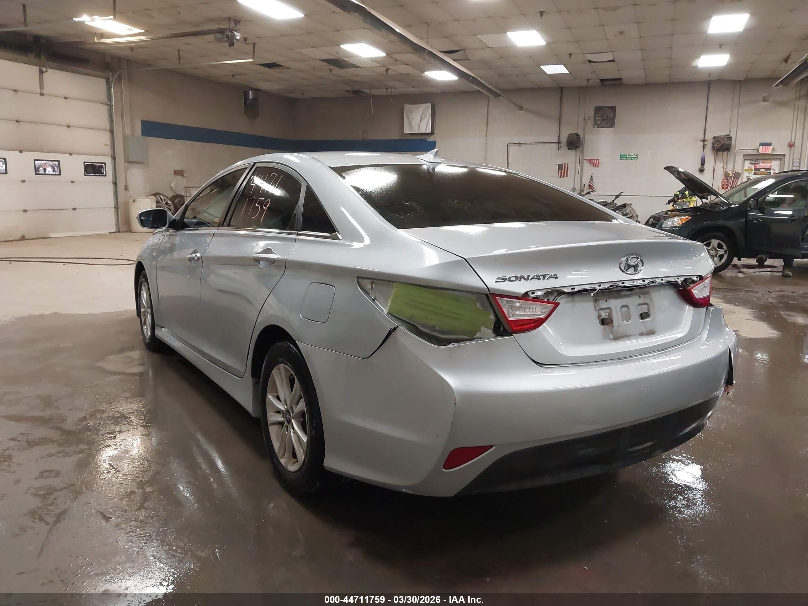 2014 Hyundai Sonata Gls Silver vin: 5NPEB4AC2EH920609