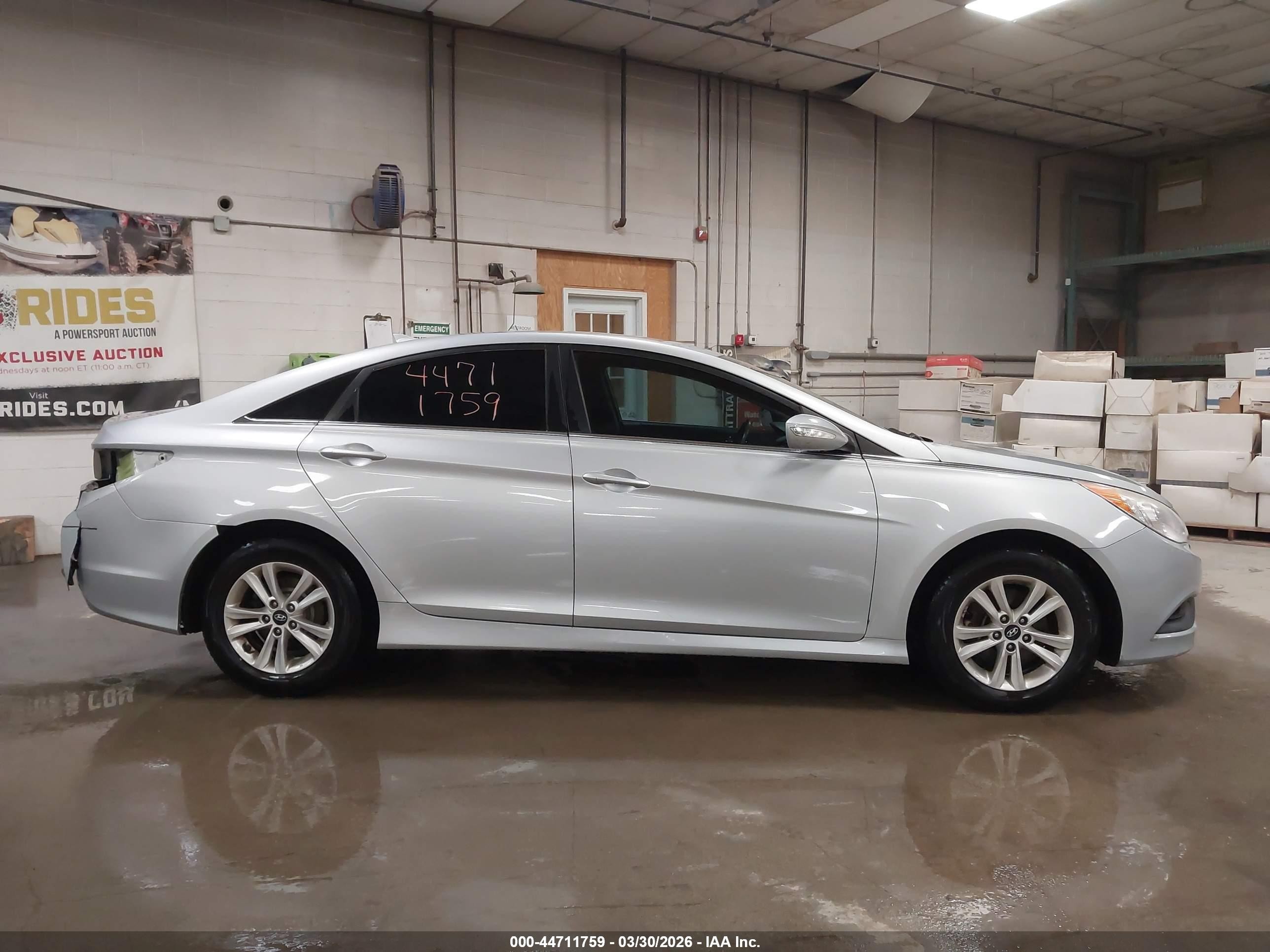 2014 Hyundai Sonata Gls Silver vin: 5NPEB4AC2EH920609