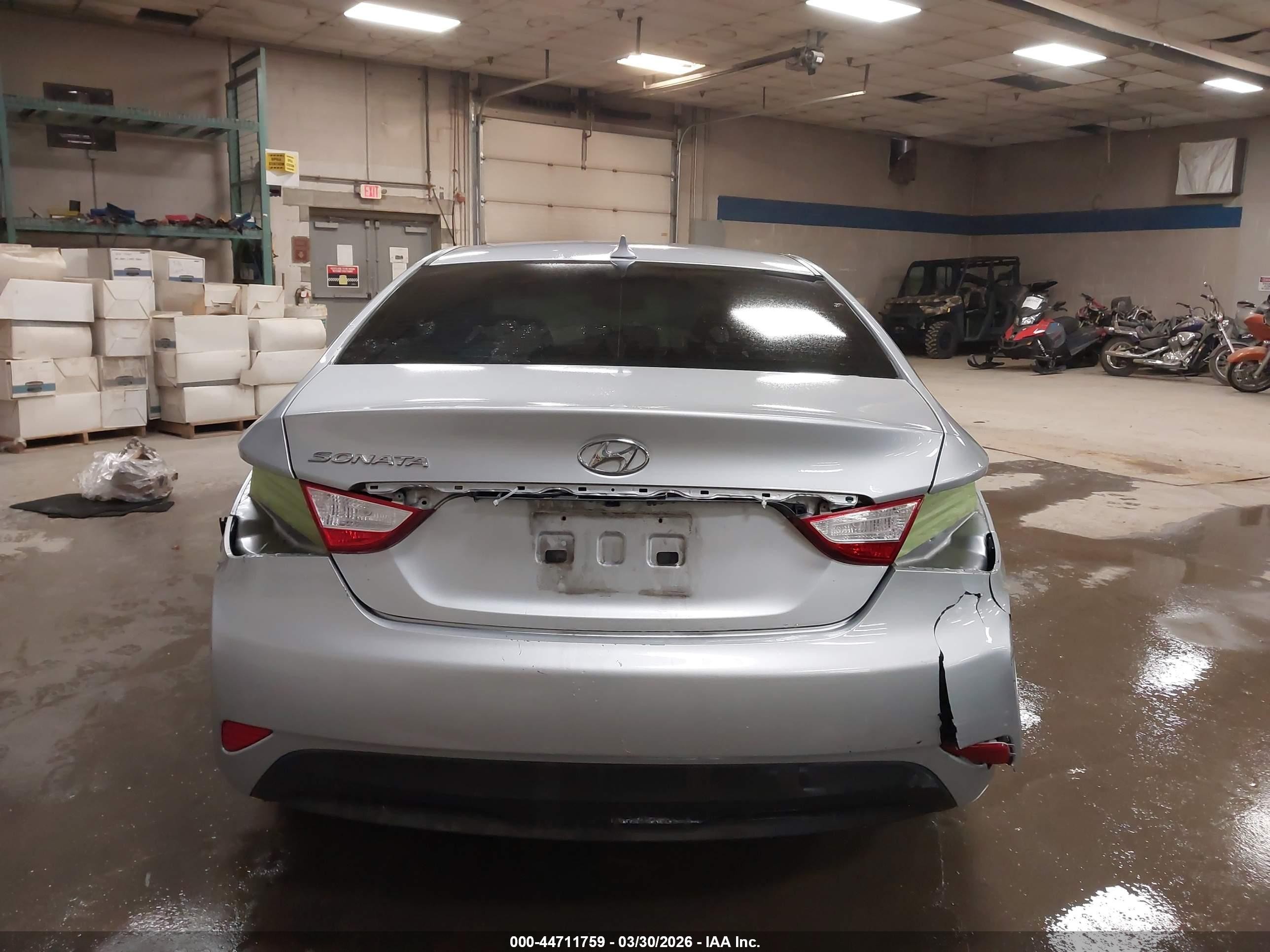 2014 Hyundai Sonata Gls Silver vin: 5NPEB4AC2EH920609