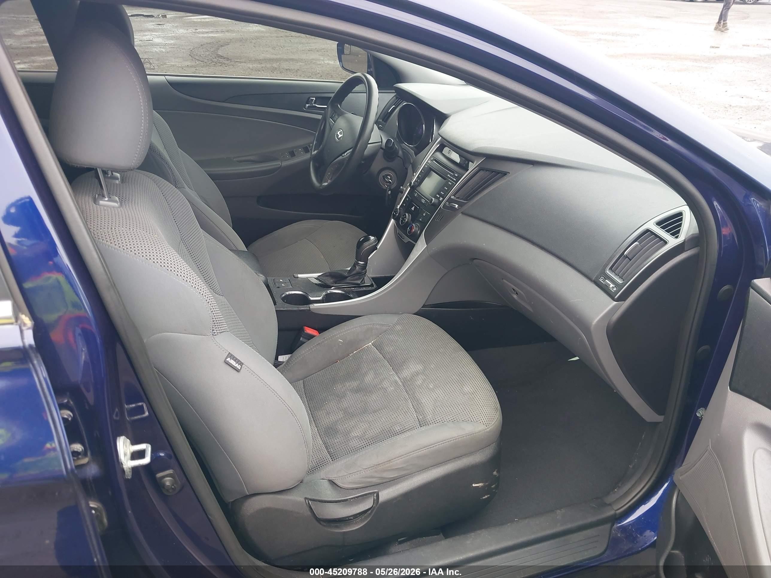 2014 Hyundai Sonata Gls Blue vin: 5NPEB4AC2EH926345