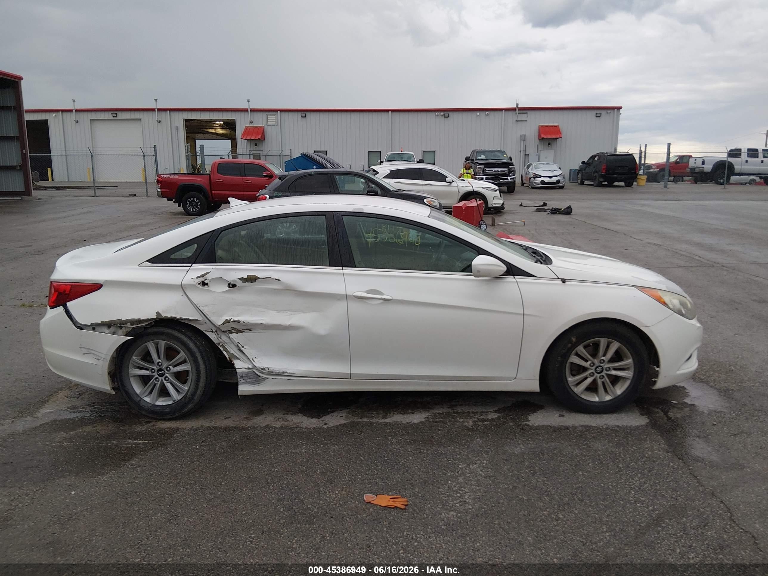 2011 Hyundai Sonata Gls White vin: 5NPEB4AC3BH006297