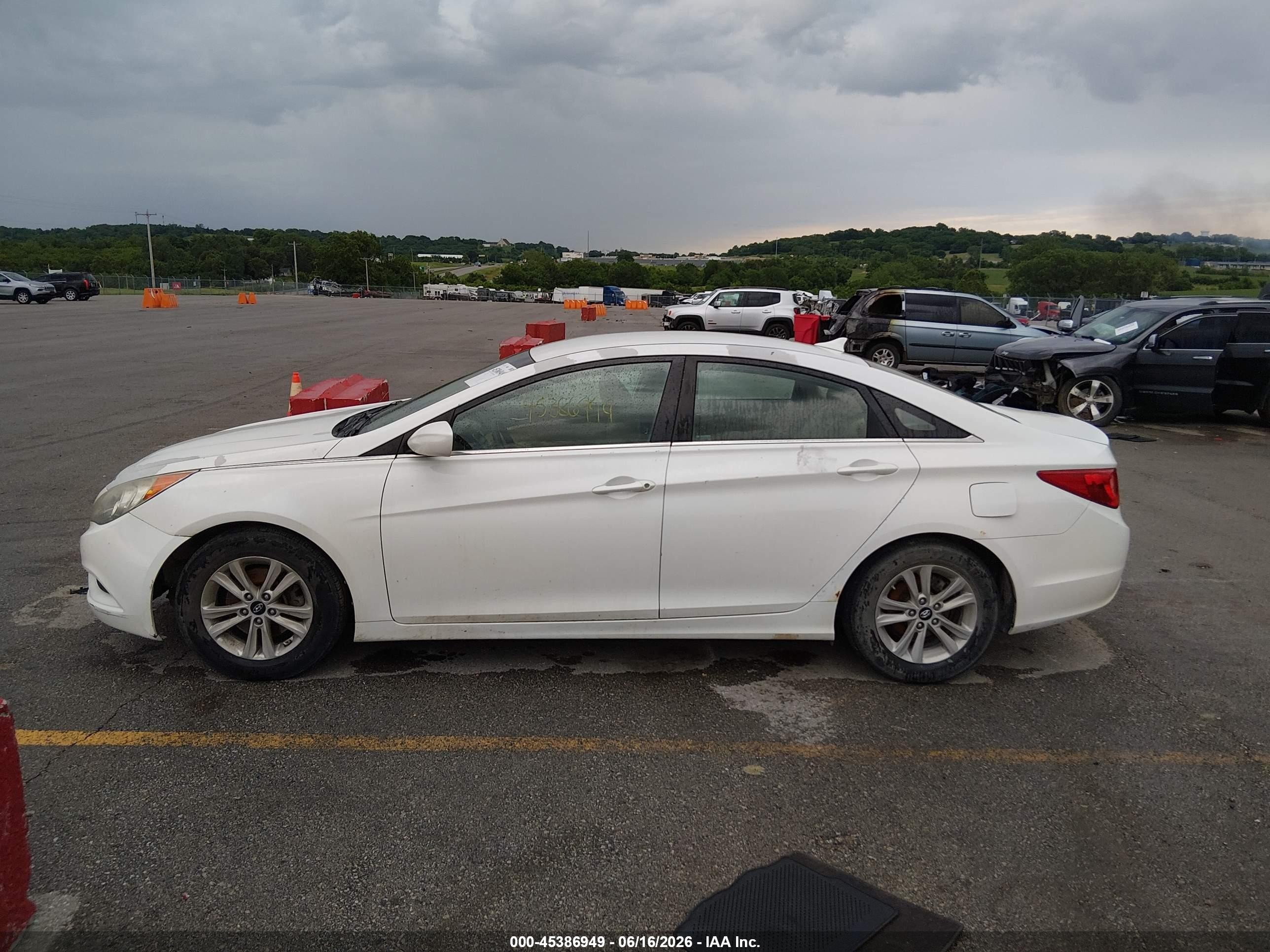 2011 Hyundai Sonata Gls White vin: 5NPEB4AC3BH006297