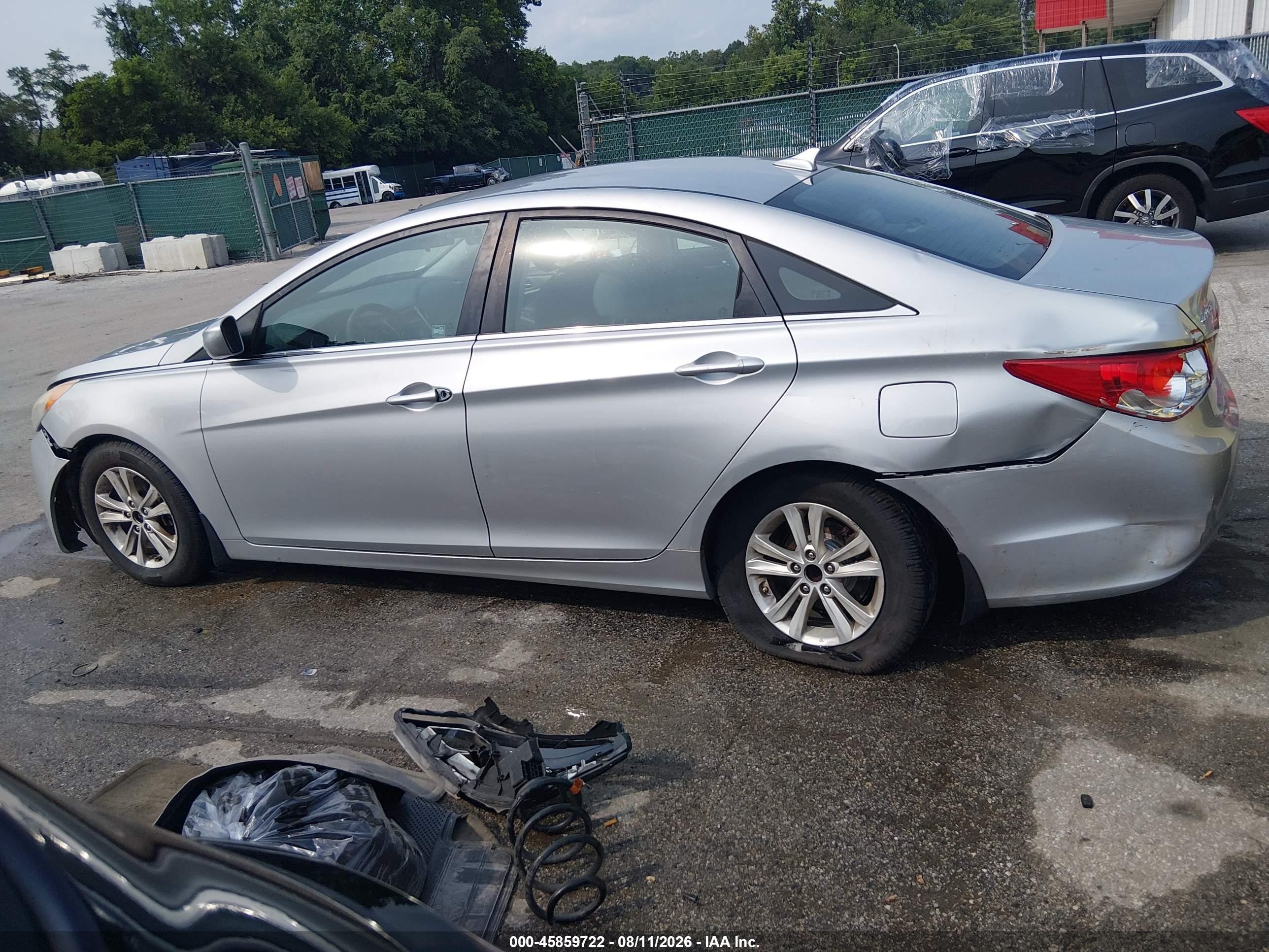 2011 Hyundai Sonata Gls Silver vin: 5NPEB4AC3BH149251