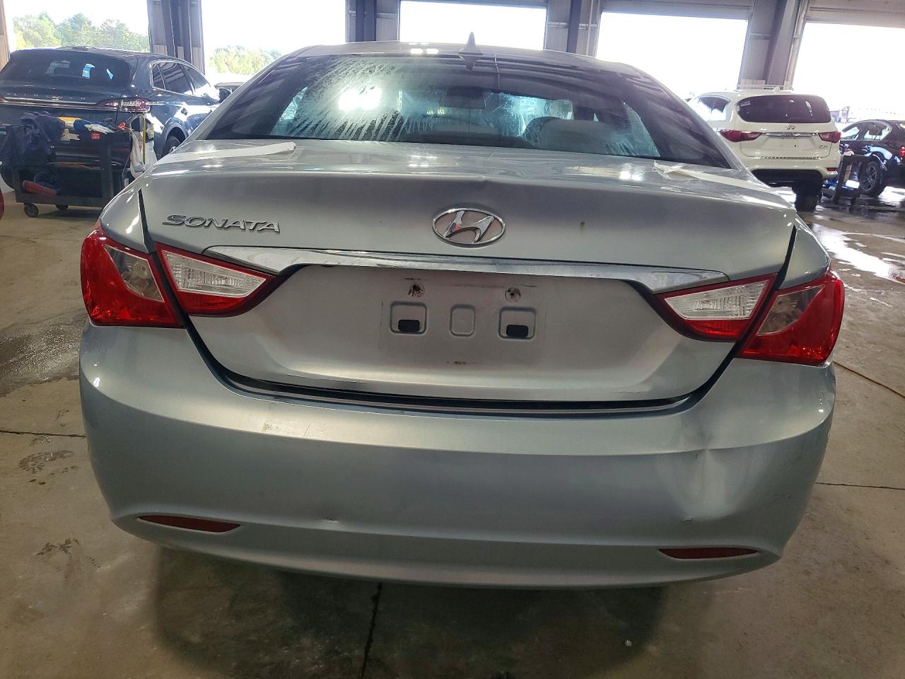2011 Hyundai Sonata Gls Silver vin: 5NPEB4AC3BH173825