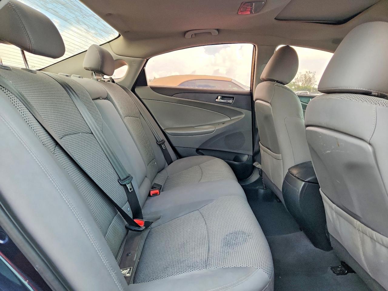 2011 Hyundai Sonata Gls Серый vin: 5NPEB4AC3BH300556