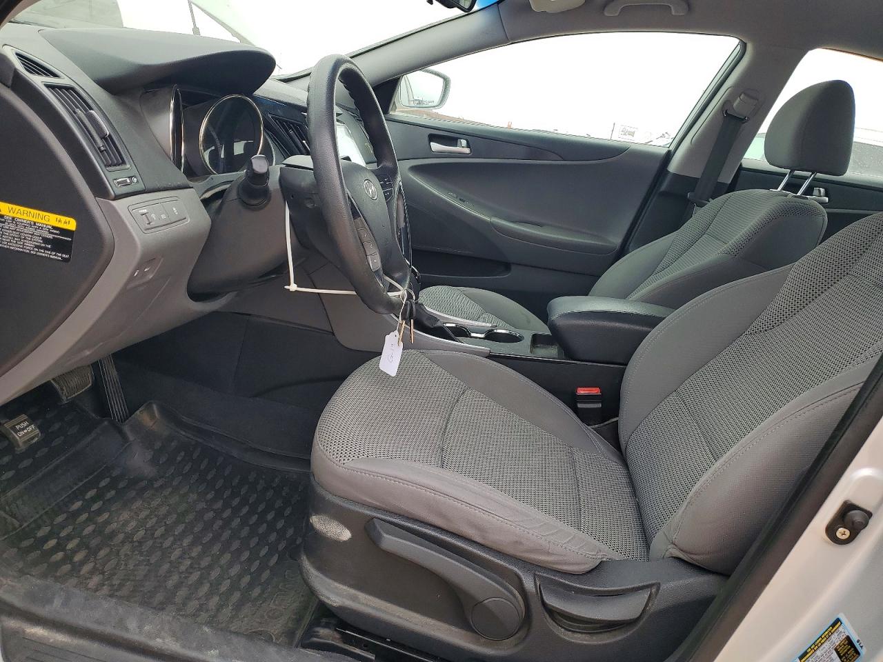 2012 Hyundai Sonata Gls Silver vin: 5NPEB4AC3CH310506
