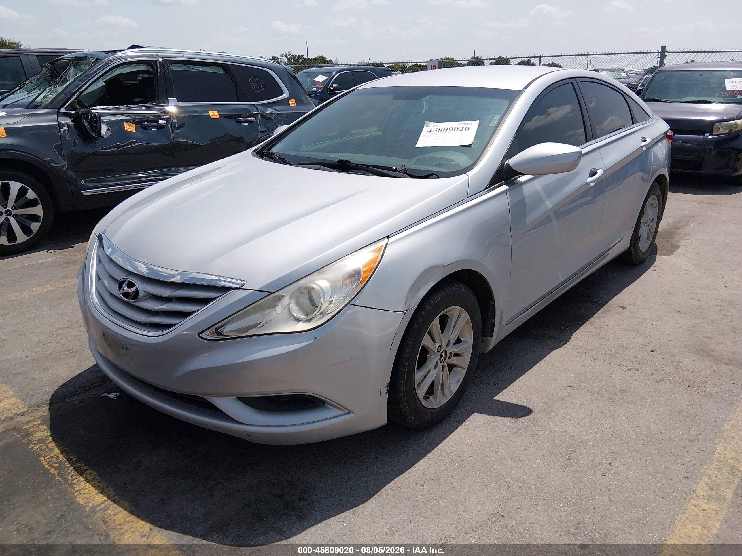 2012 Hyundai Sonata Gls Silver vin: 5NPEB4AC3CH323675