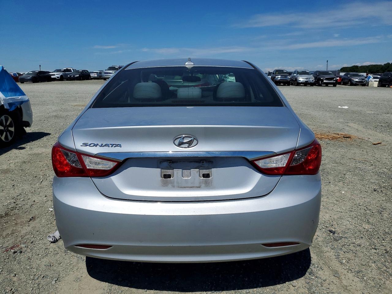 2012 Hyundai Sonata Gls Silver vin: 5NPEB4AC3CH342520