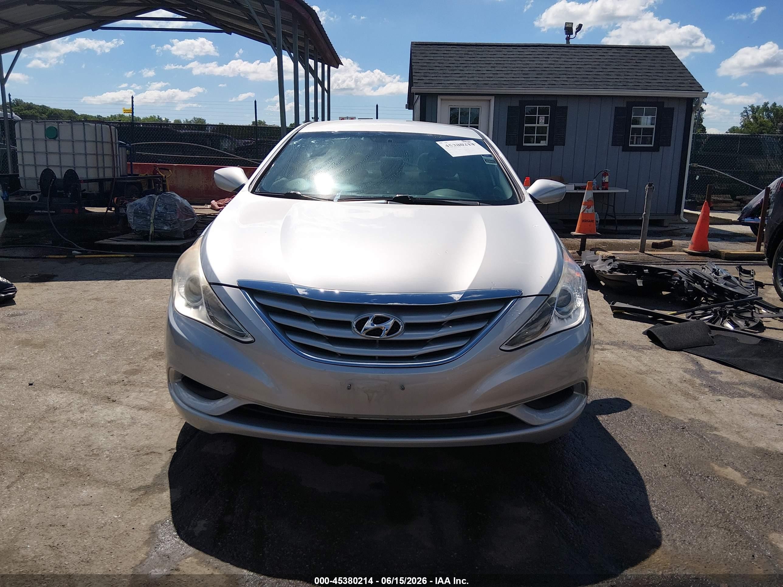 2012 Hyundai Sonata Gls Silver vin: 5NPEB4AC3CH484351