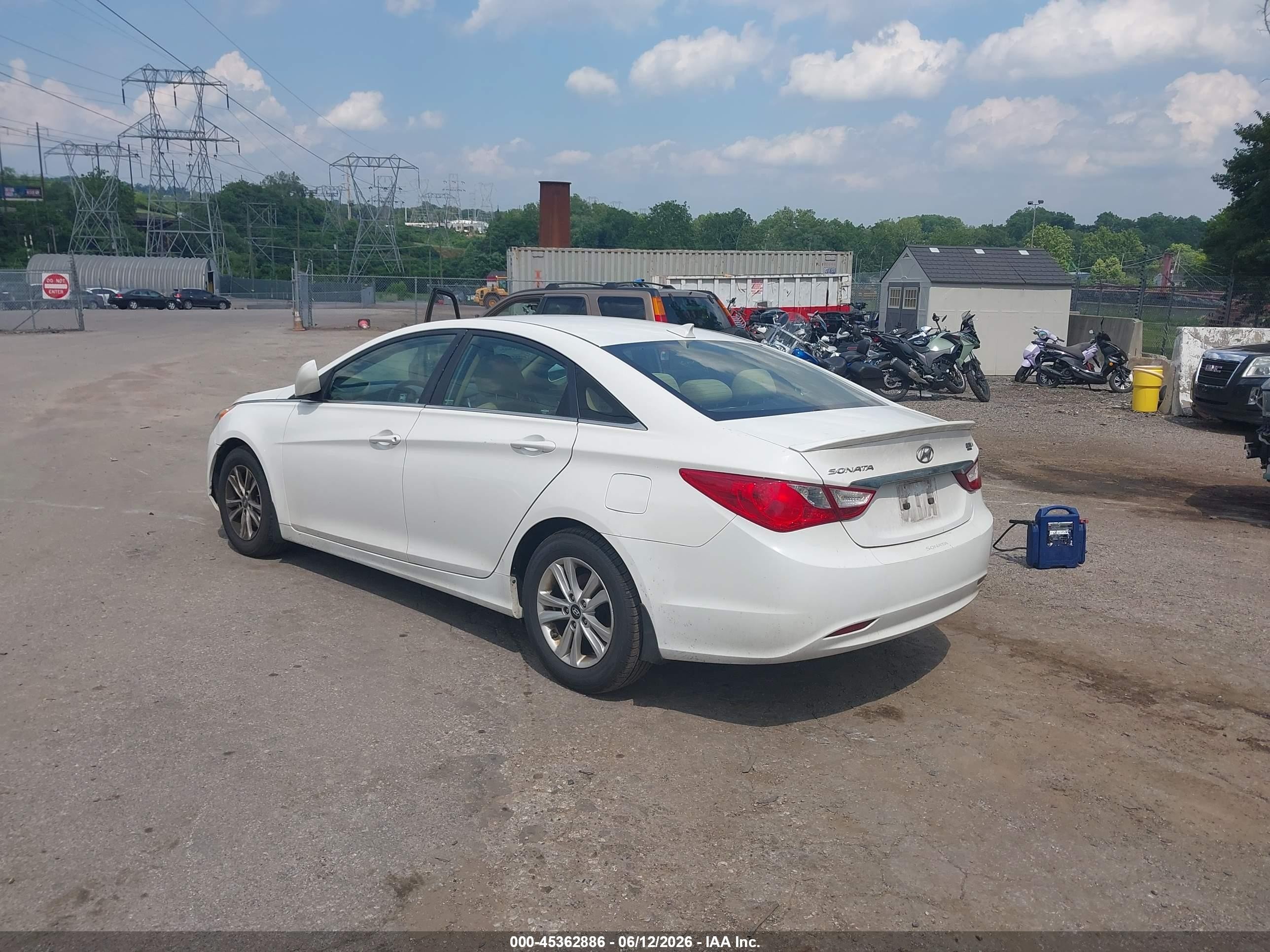 2013 Hyundai Sonata Gls White vin: 5NPEB4AC3DH635030