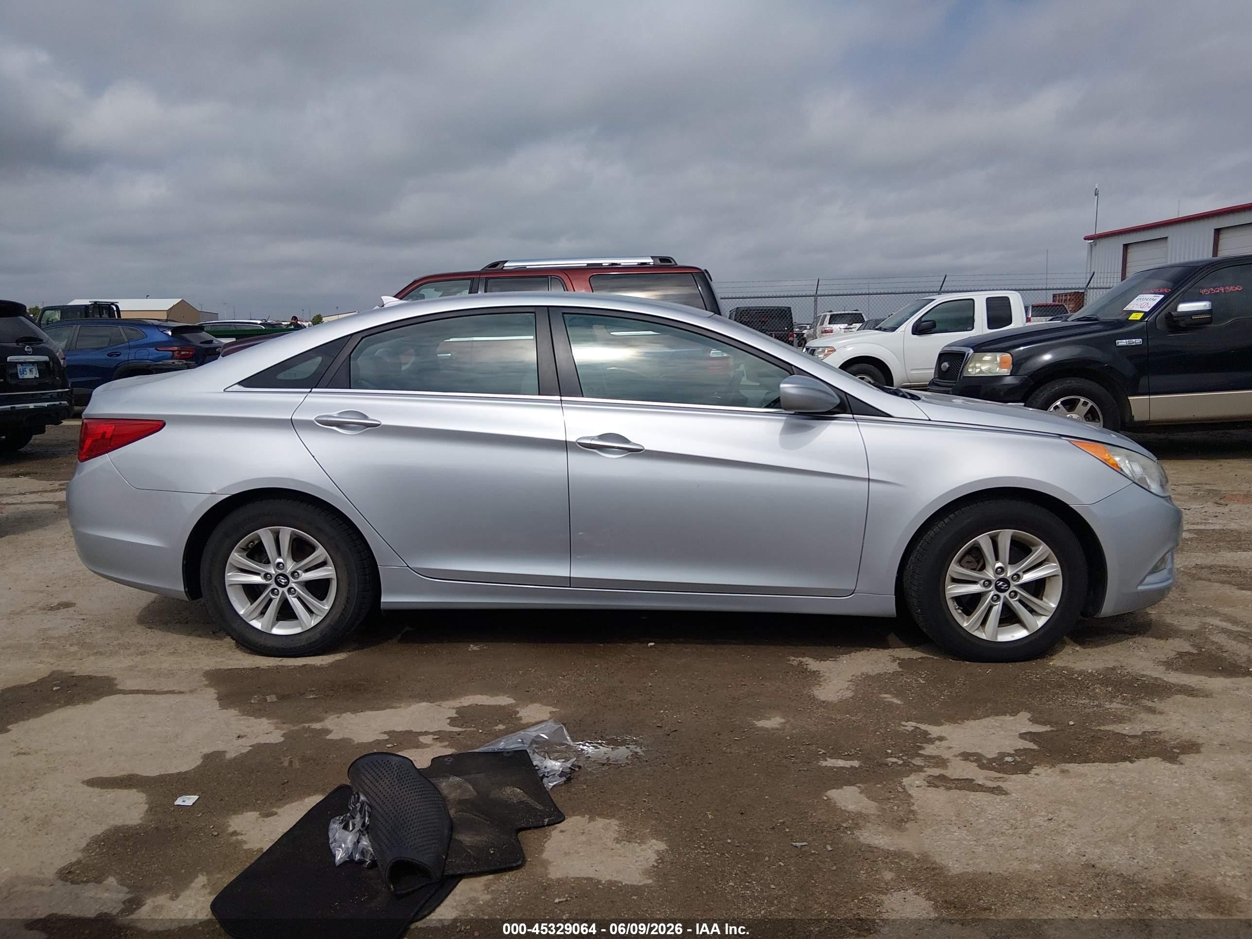 2013 Hyundai Sonata Gls Silver vin: 5NPEB4AC3DH723348
