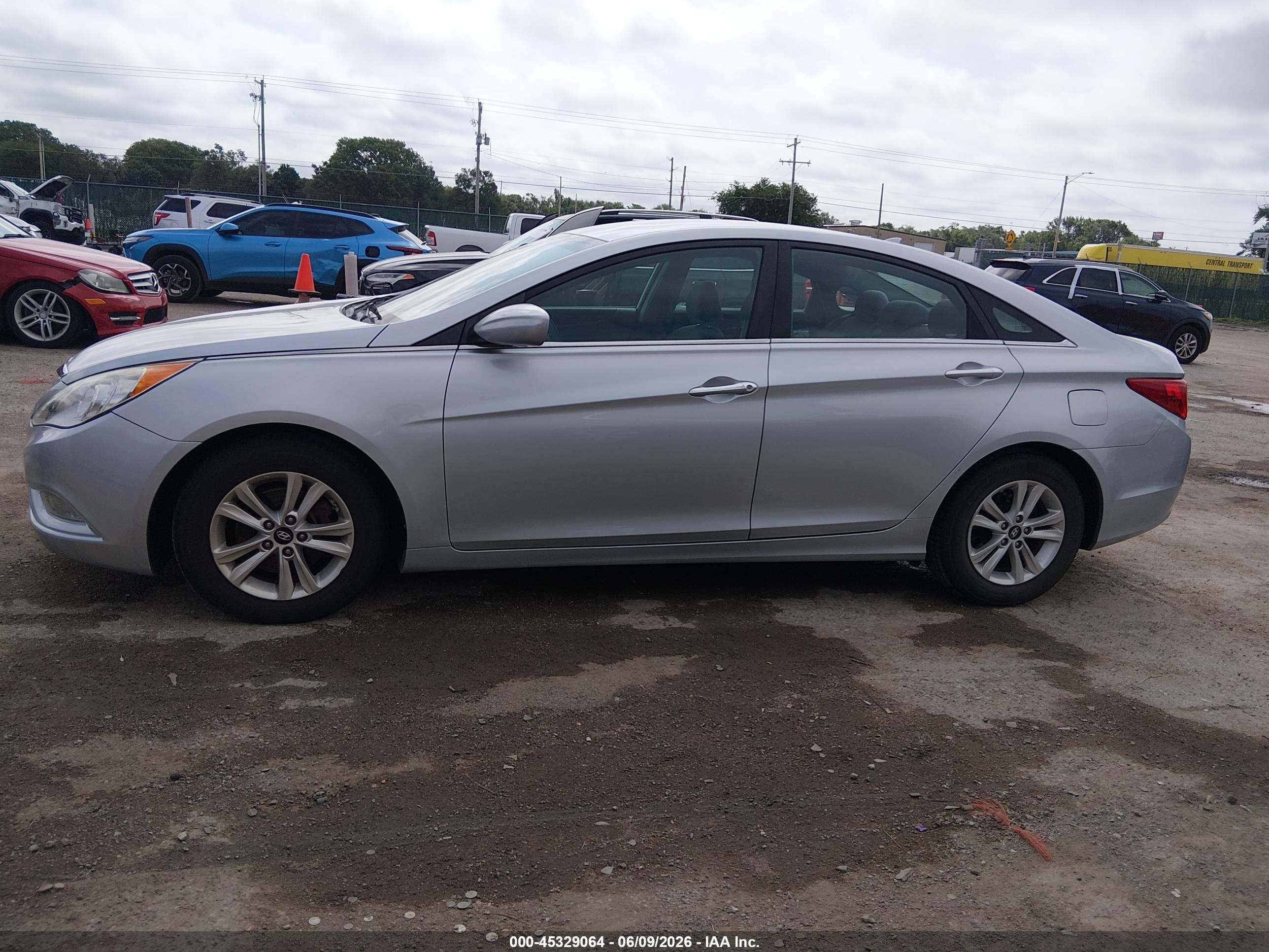 2013 Hyundai Sonata Gls Silver vin: 5NPEB4AC3DH723348