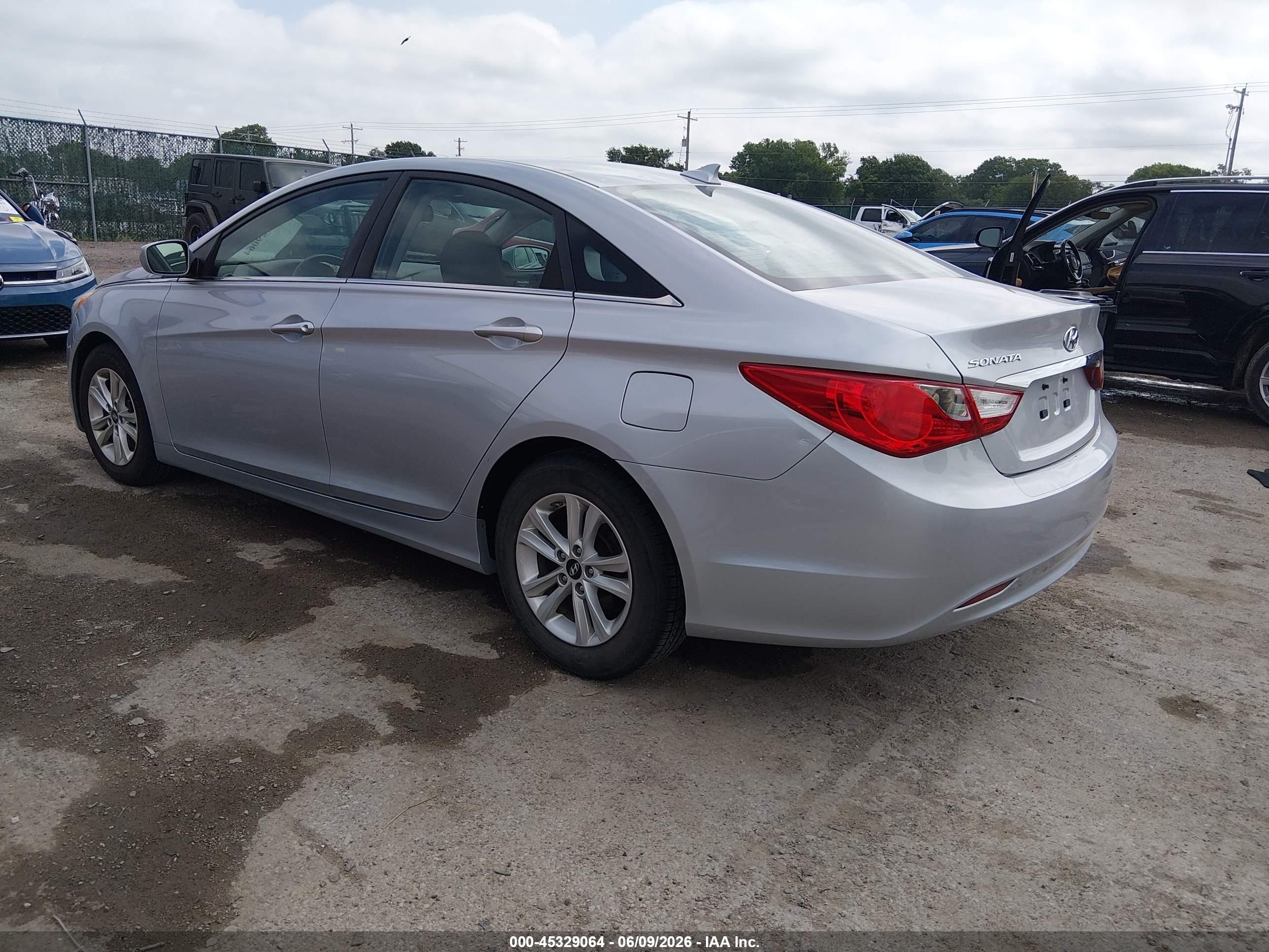 2013 Hyundai Sonata Gls Silver vin: 5NPEB4AC3DH723348