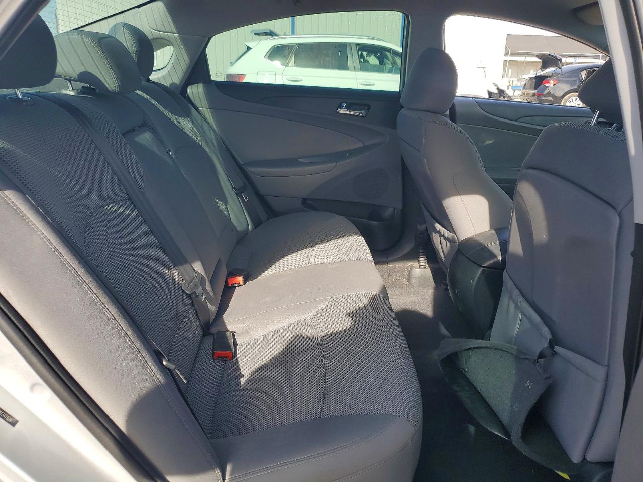 2013 Hyundai Sonata Gls Silver vin: 5NPEB4AC3DH747696