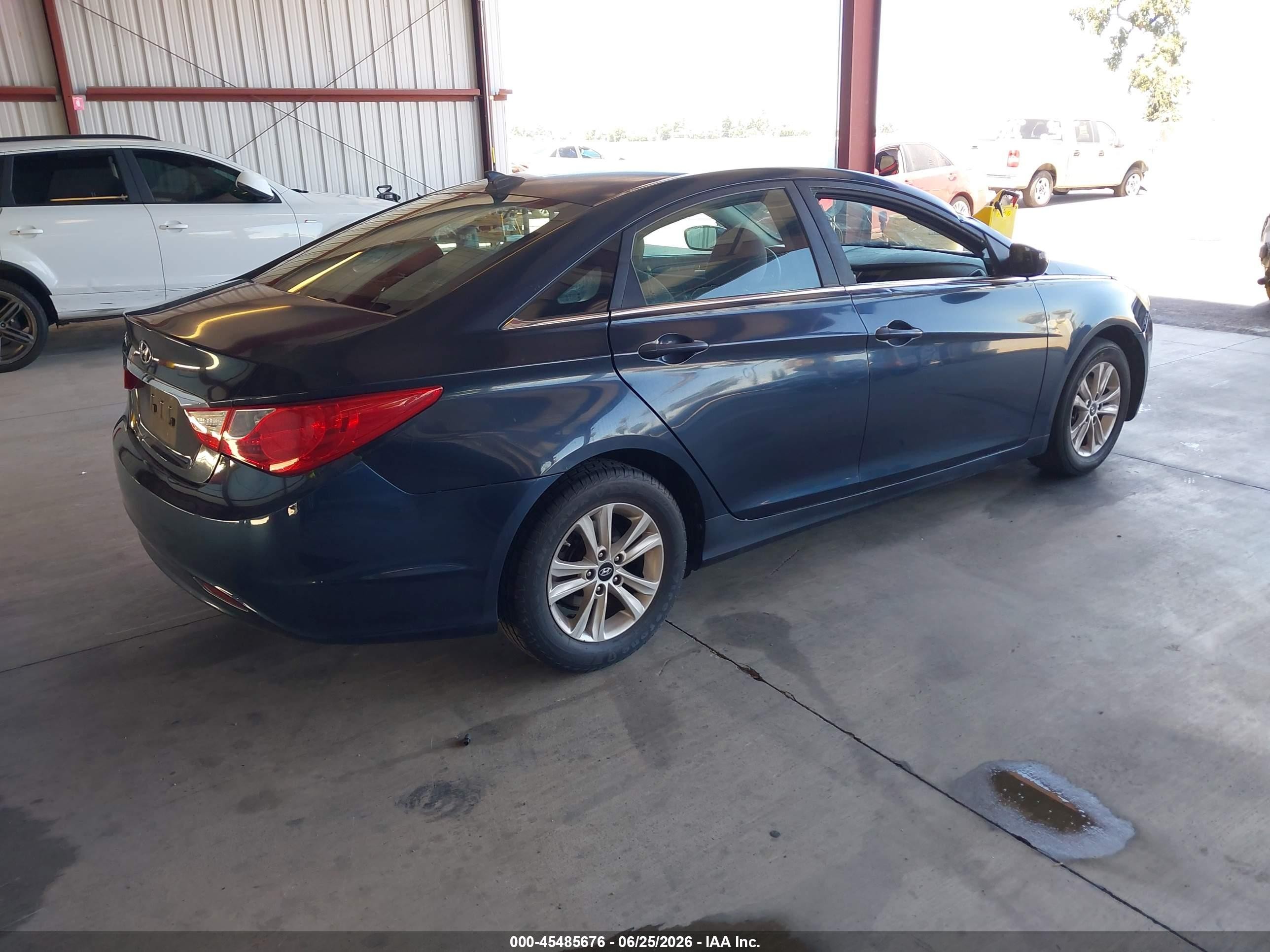 2013 Hyundai Sonata Gls Dark Blue vin: 5NPEB4AC3DH762988