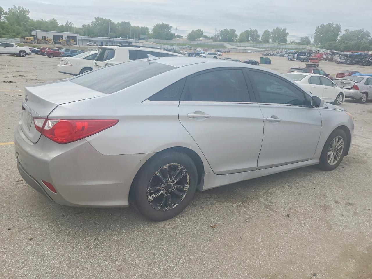2014 Hyundai Sonata Gls Silver vin: 5NPEB4AC3EH864597